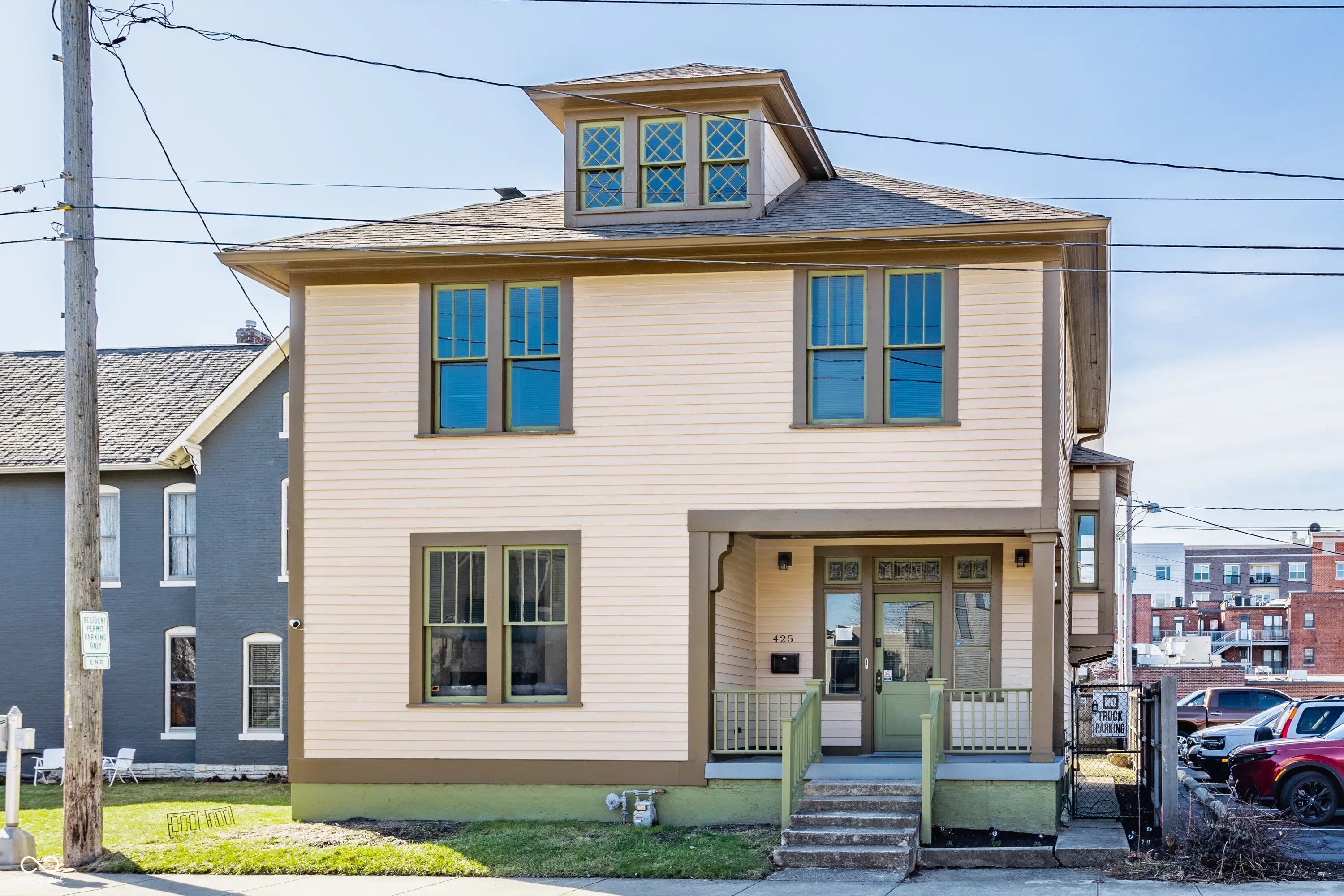 425 E Walnut Street, Indianapolis