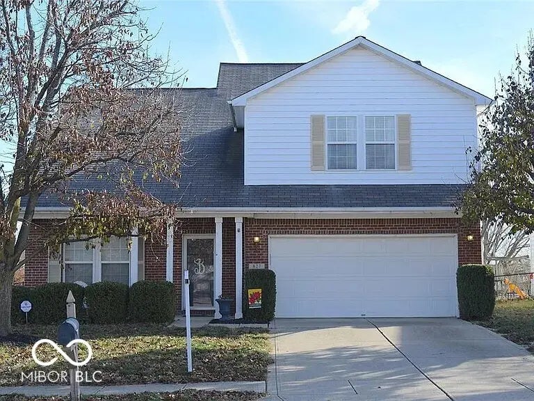 Photo of 827 Taney Court Avon, IN 46123
