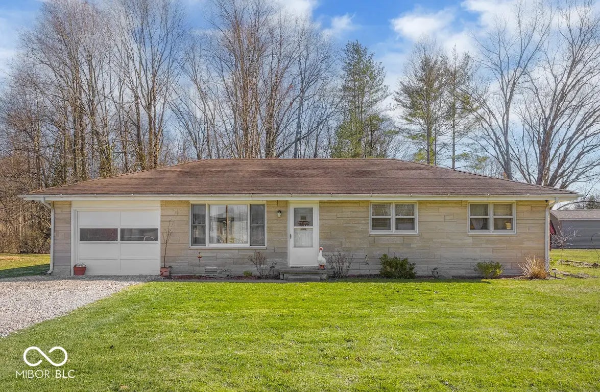 1345 W County Road 115 S, North Vernon
