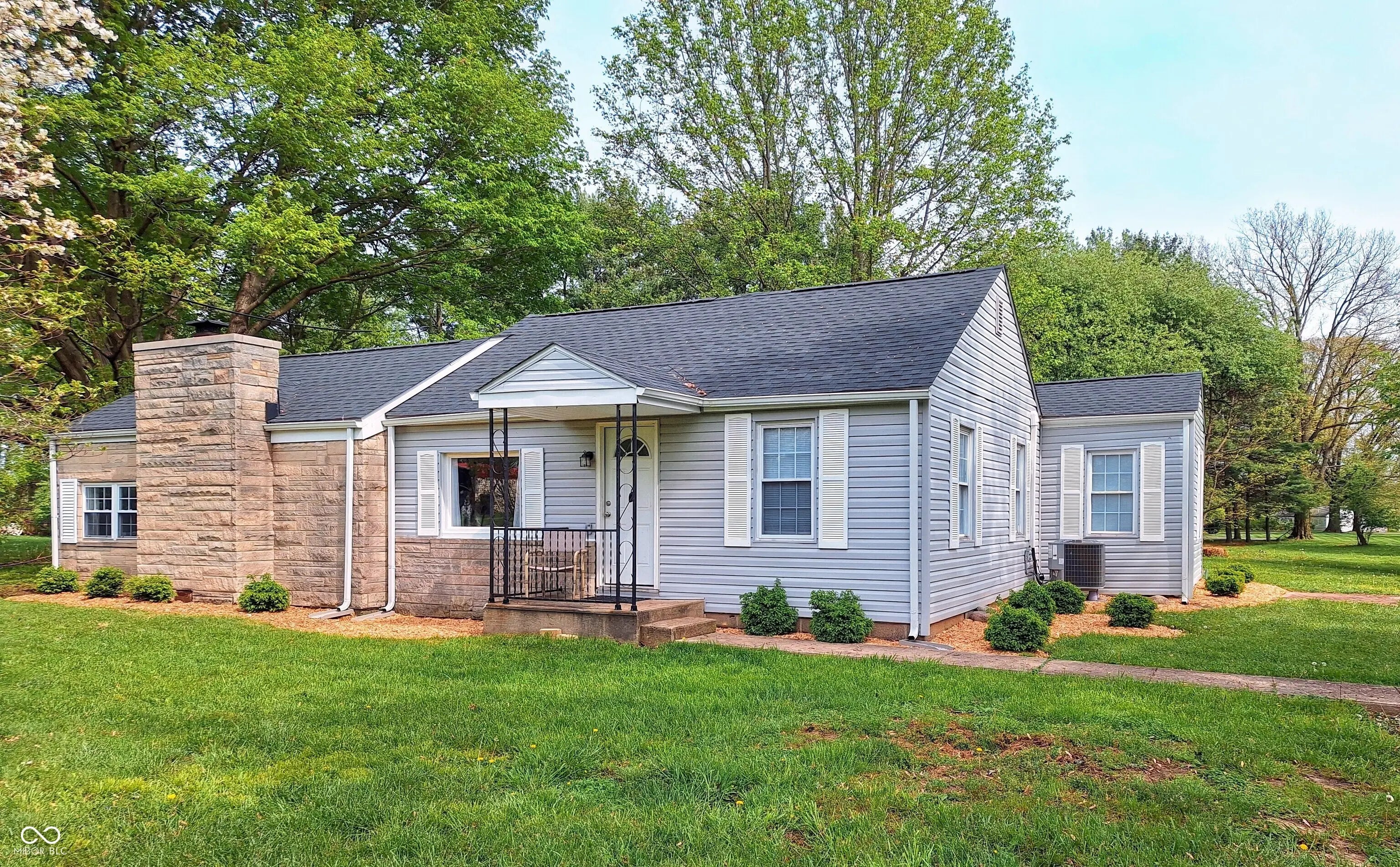 12871 W State Road 32, Yorktown