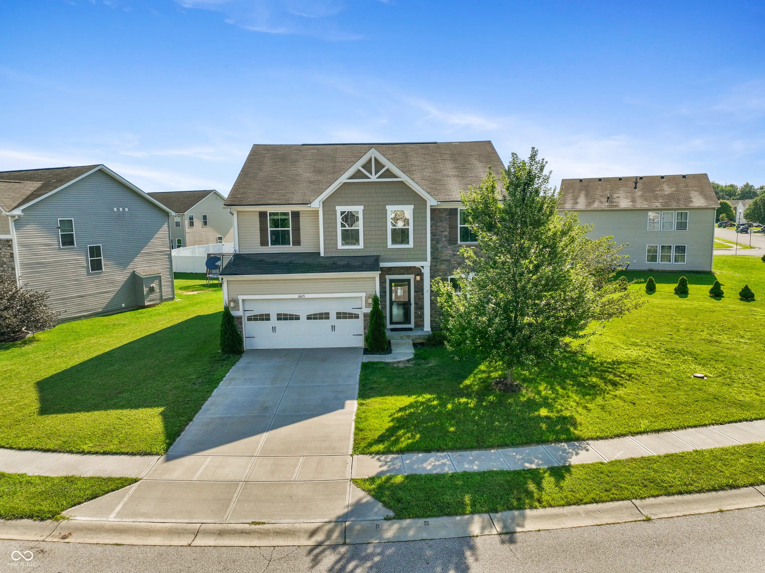6615 School Branch Drive, Brownsburg