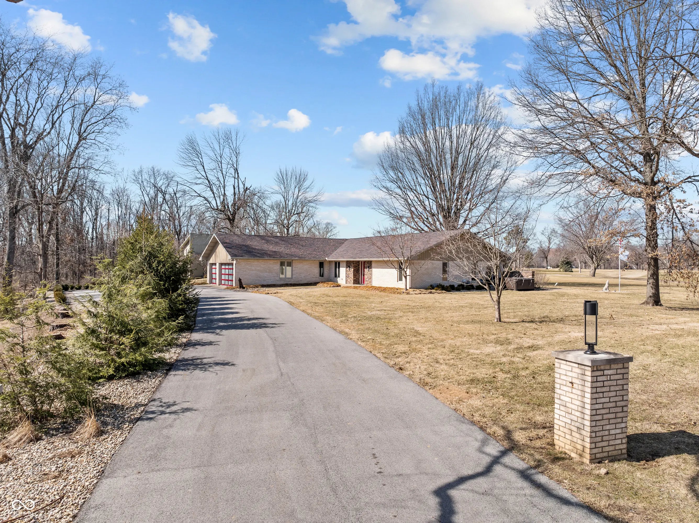 Photo of 14 E Fairway Drive Terre Haute, IN 47802