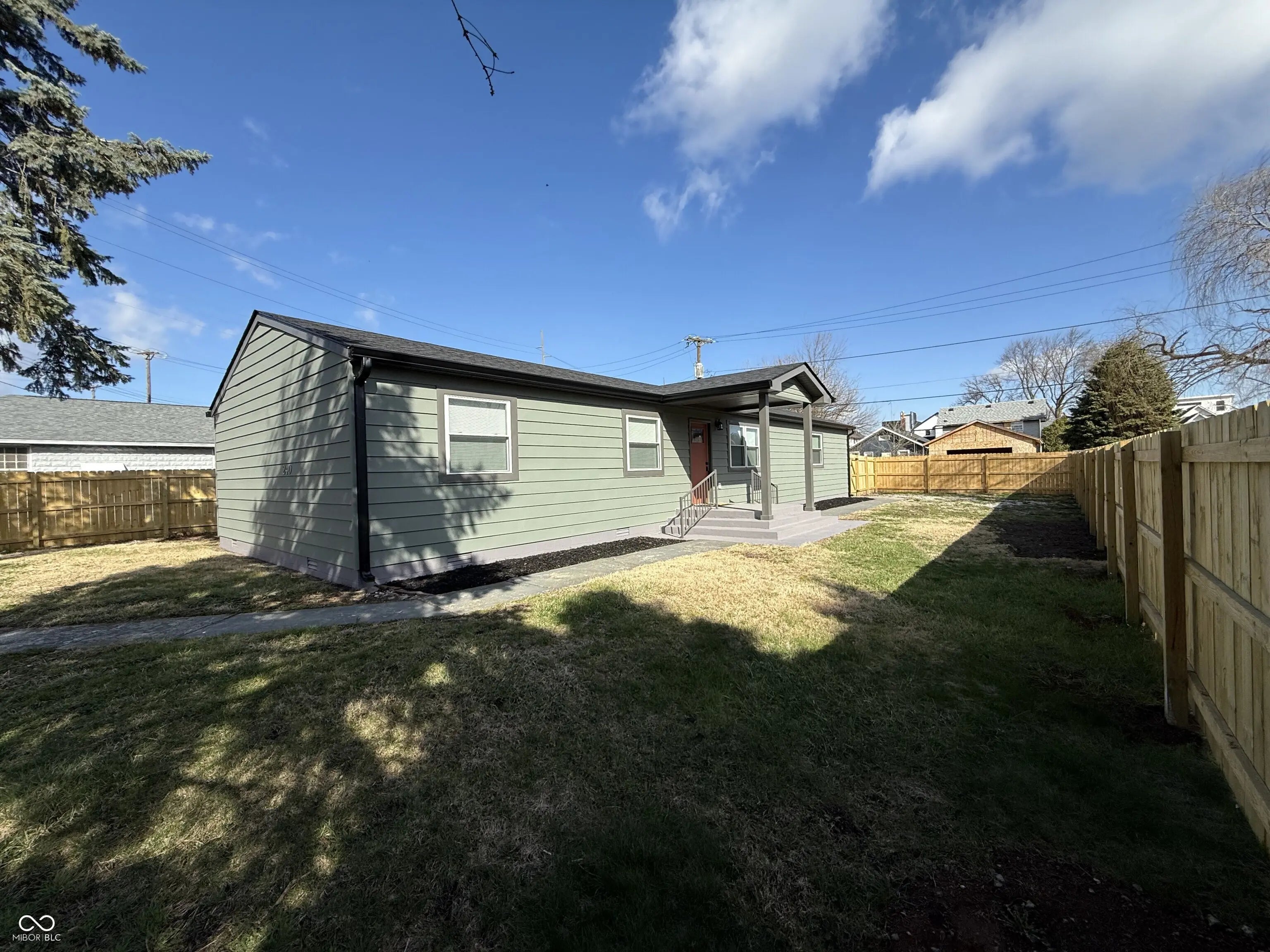240 E Caven Street E, Indianapolis
