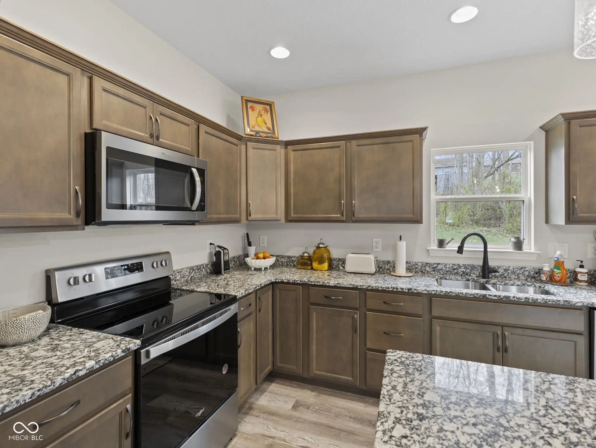 1911 S A Street MLS 22028853 Rolling Hills photo 7