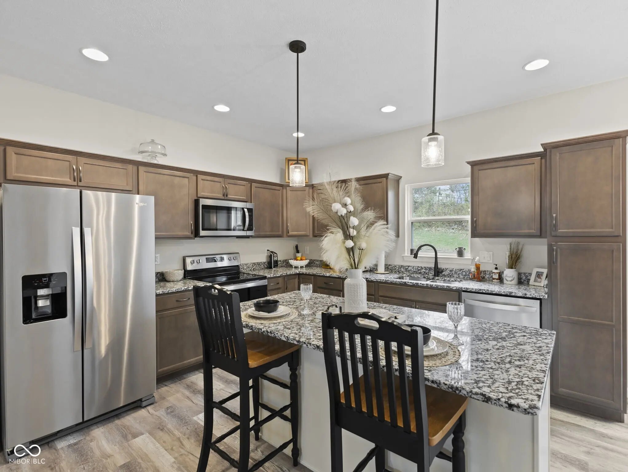 1911 S A Street MLS 22028853 Rolling Hills photo 8