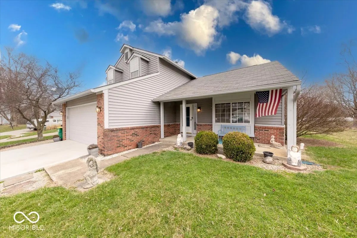 628 Southridge Court, Westfield