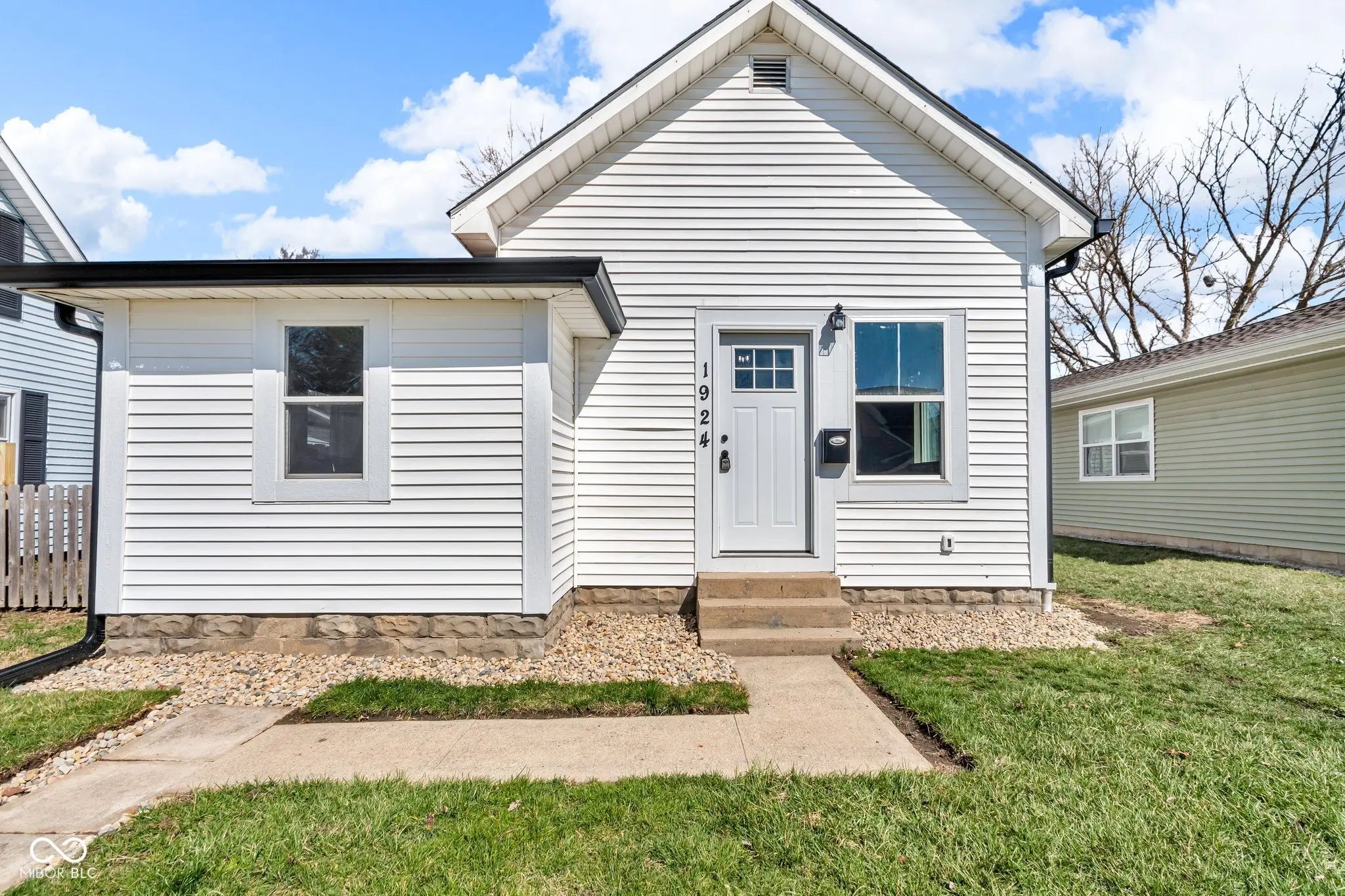1924 S A Street, Elwood