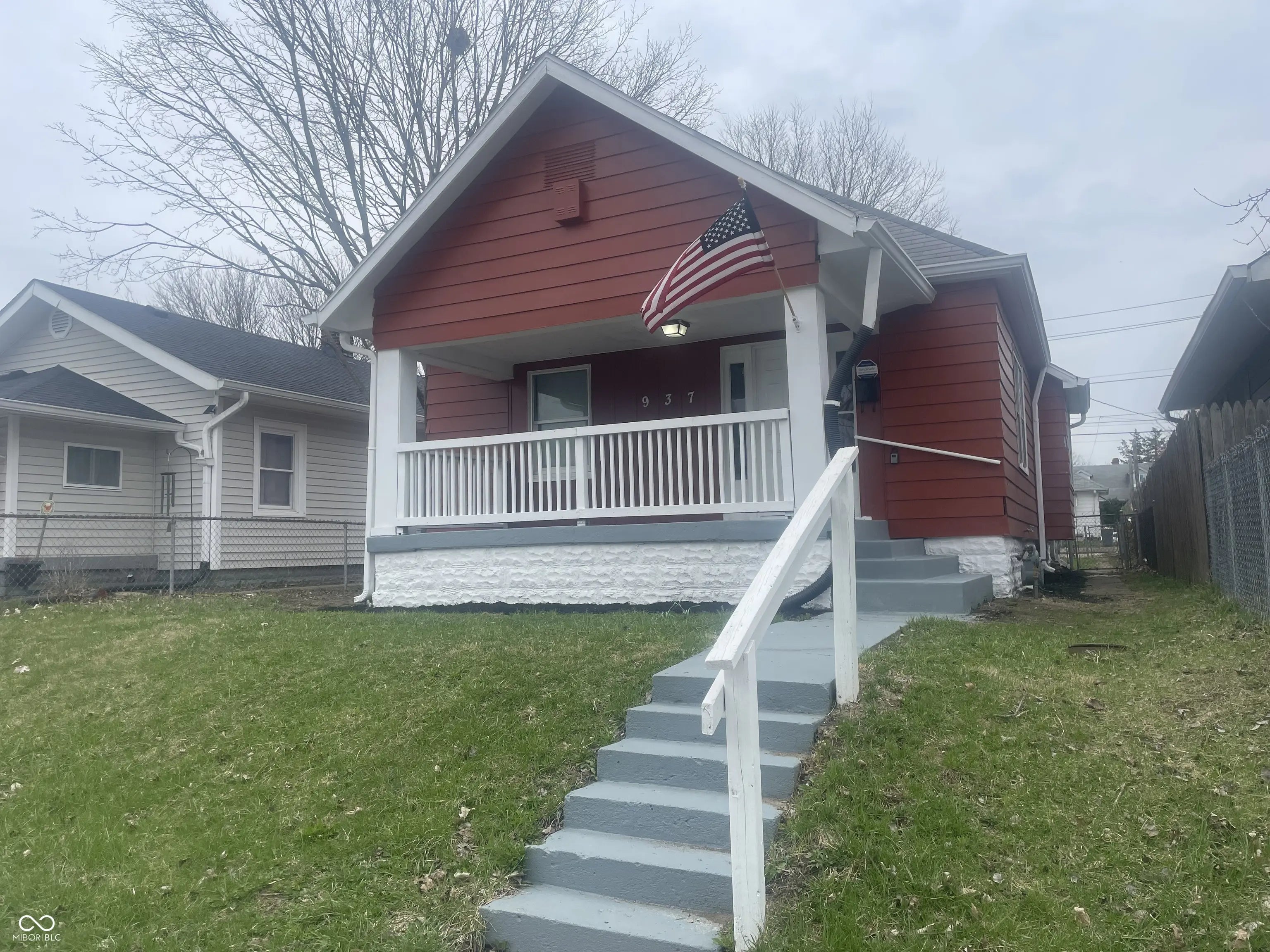 Photo of 937 N Bosart Avenue Indianapolis, IN 46201