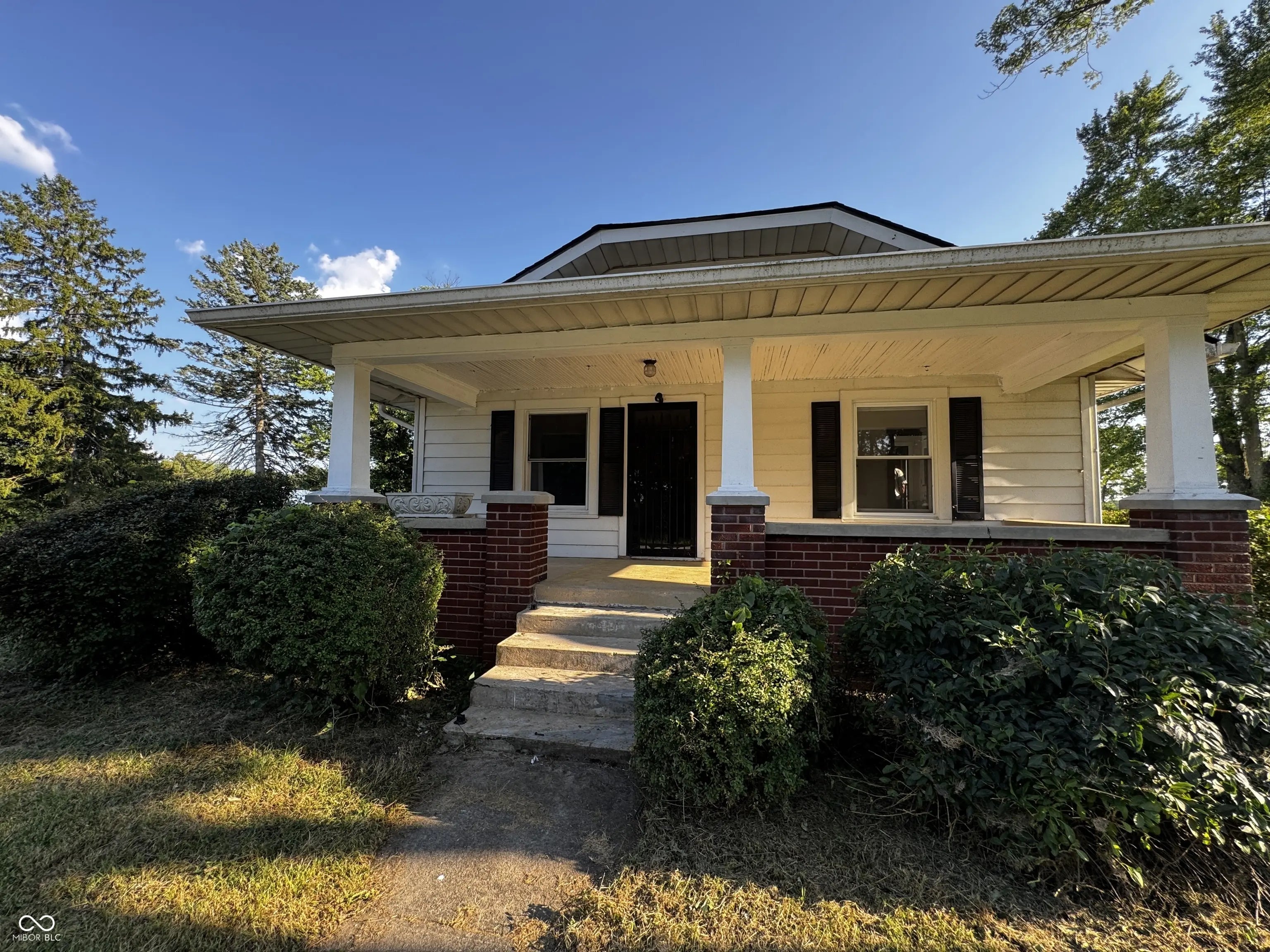 Photo of 3179 W 400 N Fairland, IN 46126
