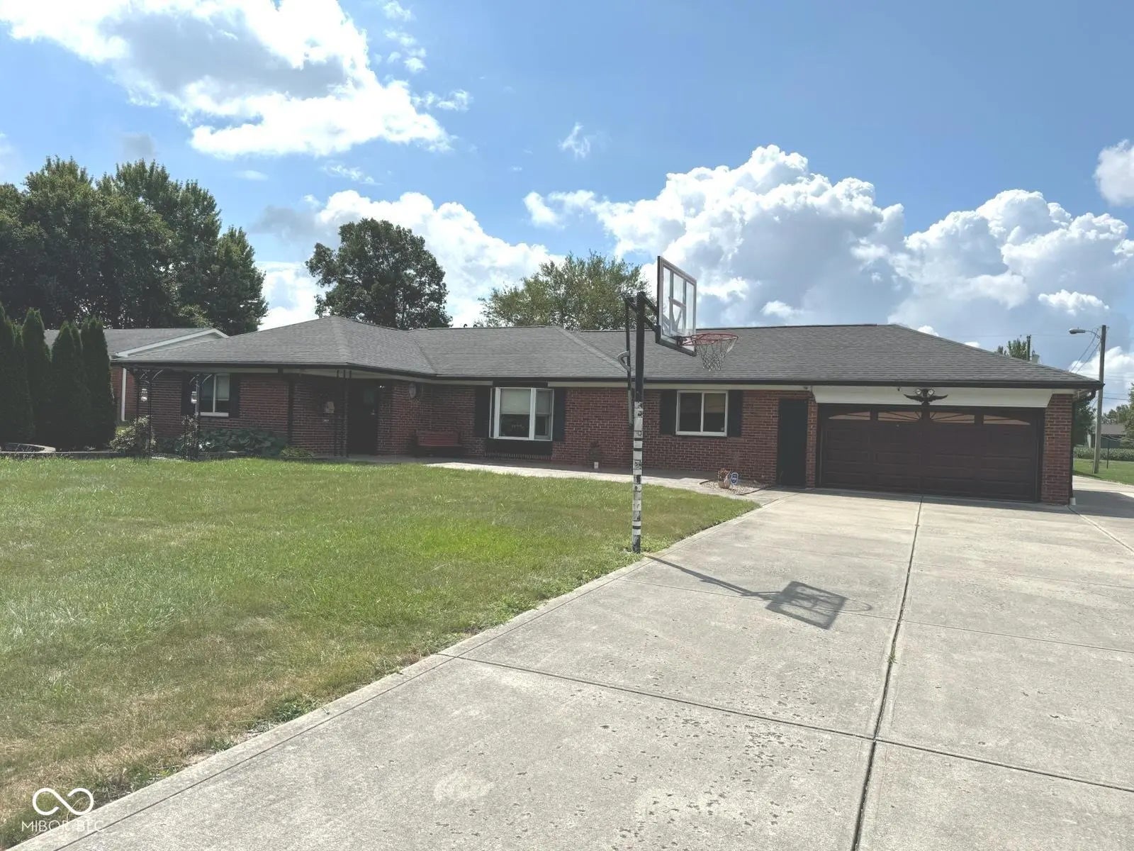 Photo of 5609 E Southern Avenue Indianapolis, IN 46203