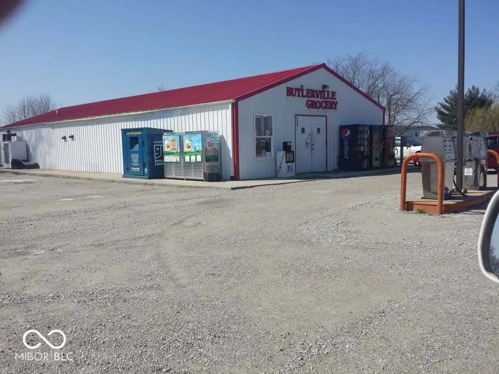 Photo of 5185 E Us Highway 50 Butlerville, IN 47223