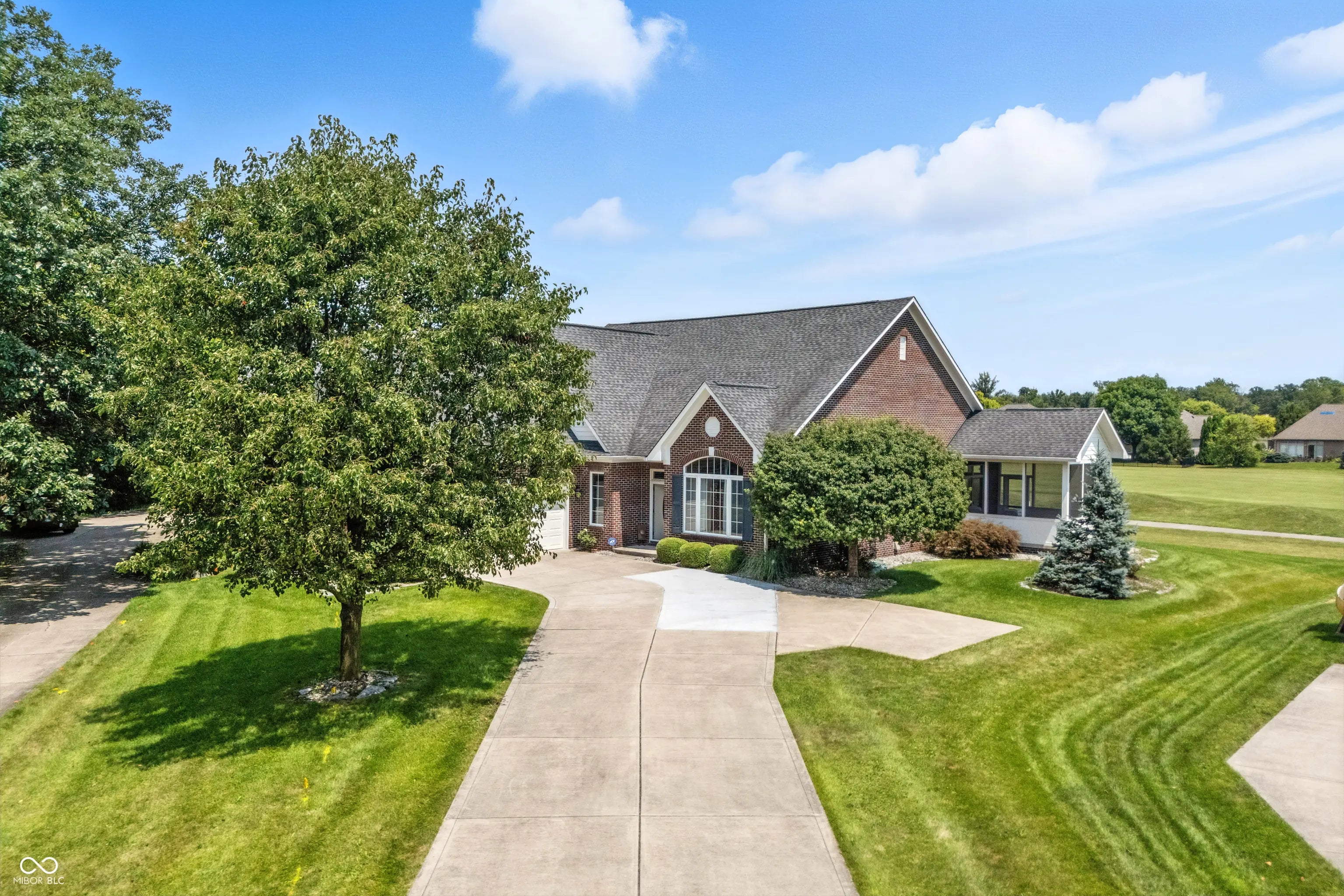 Photo of 10844 Fairwoods Drive Fishers, IN 46037