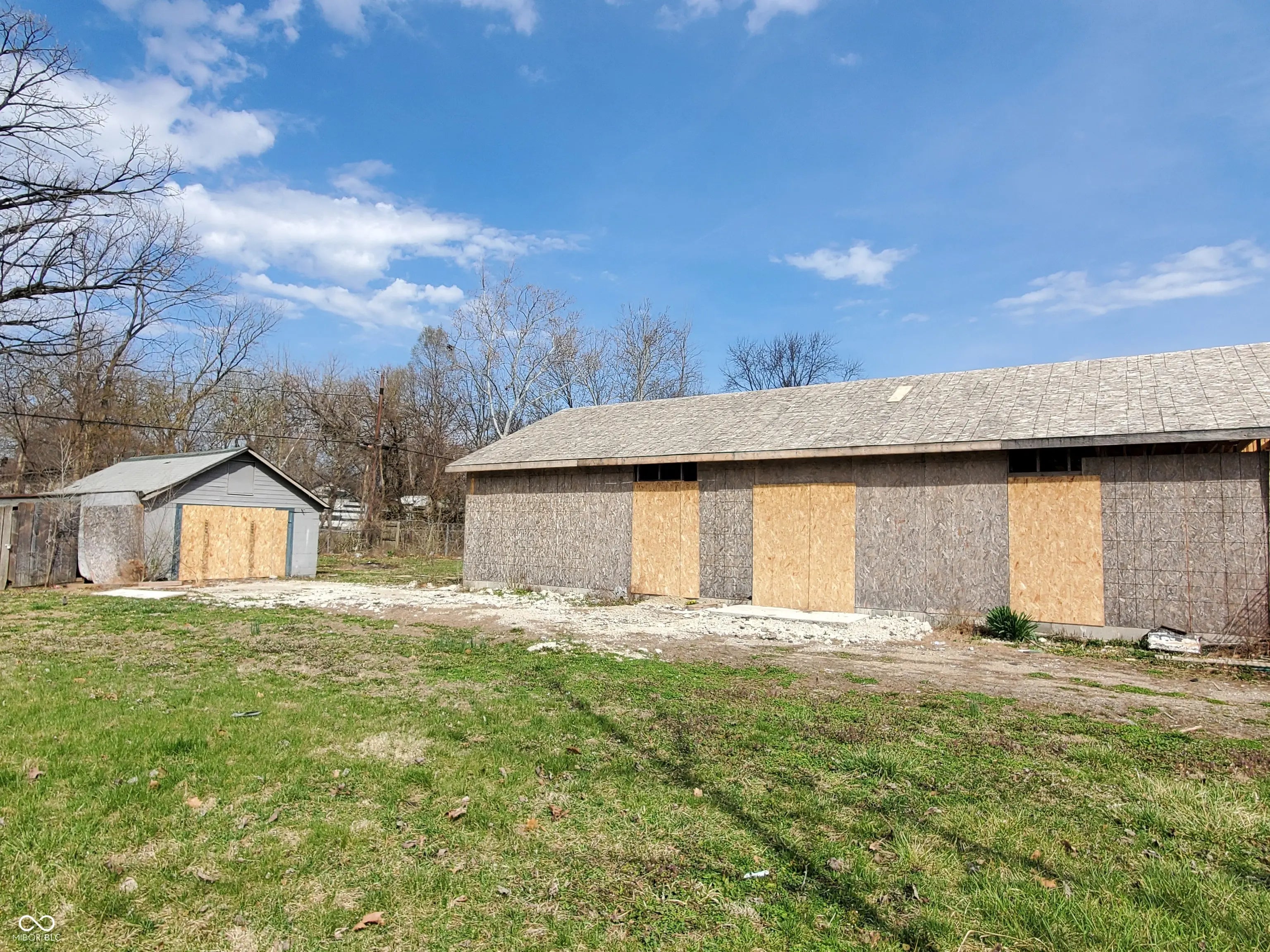Photo of 2860 S Rybolt Avenue Indianapolis, IN 46241