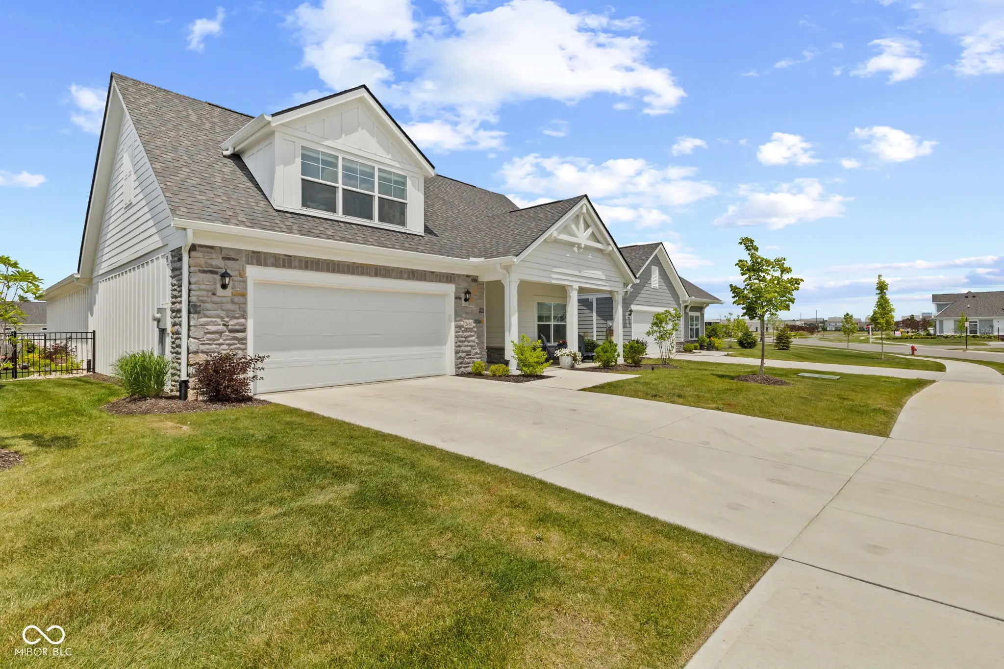 2460 Collins Drive, Westfield