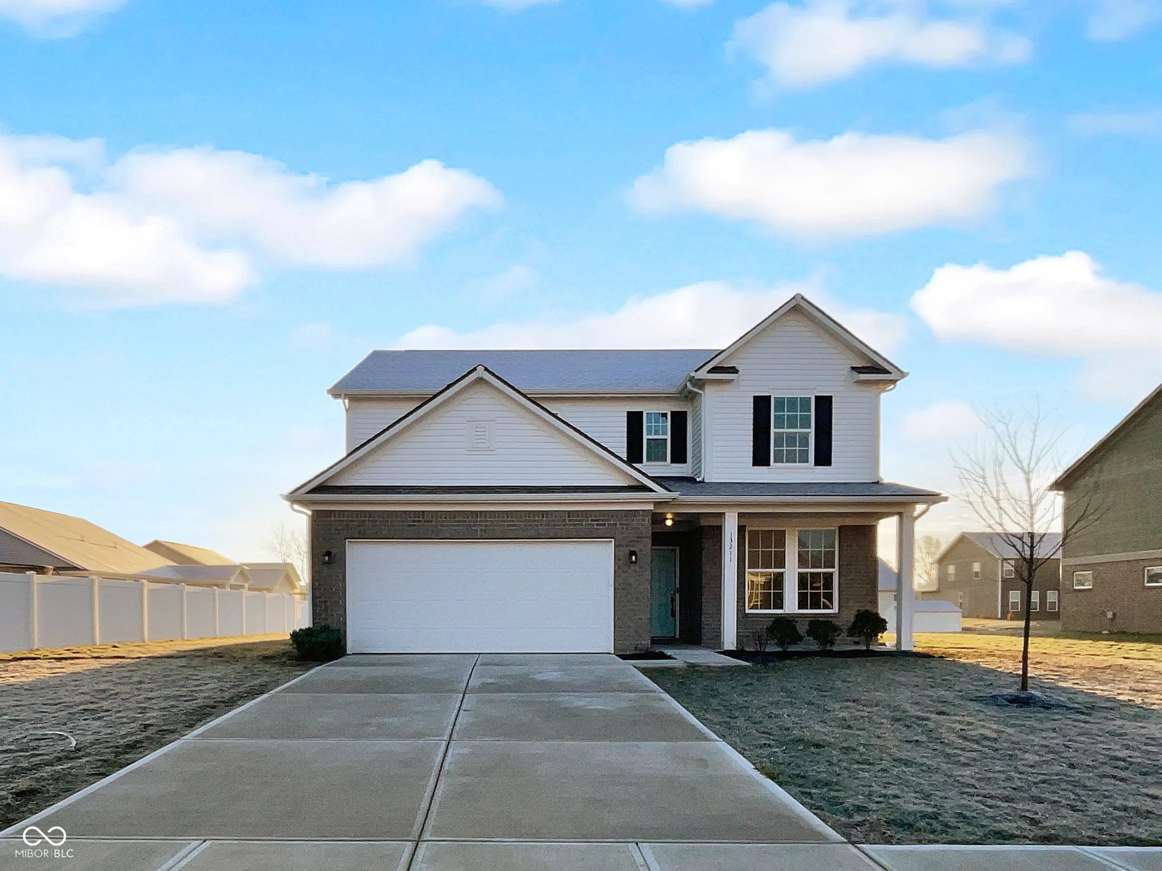 13211 N Landing Circle W, Camby