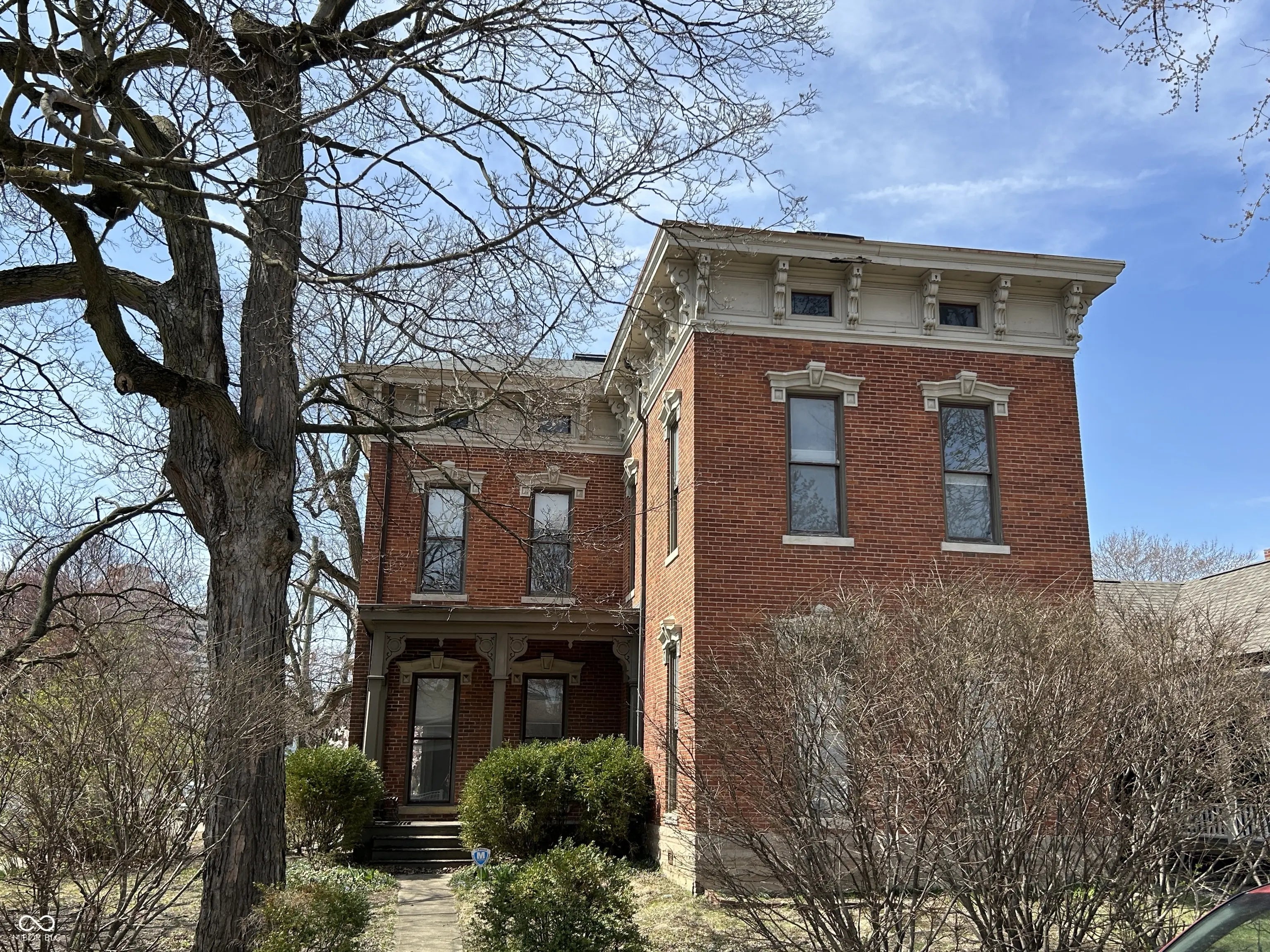 902 N Broadway Street, Indianapolis