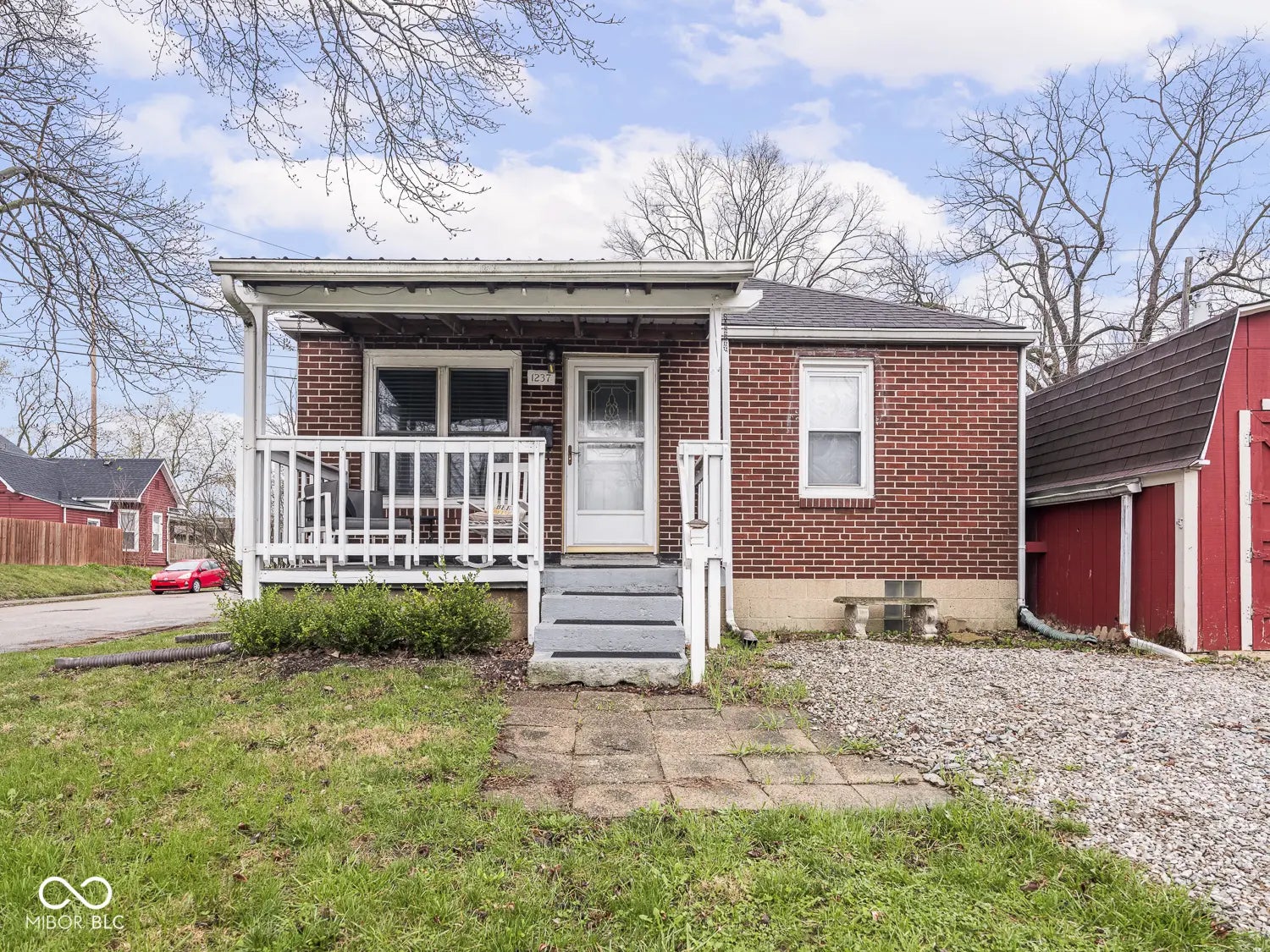 1237 E Pleasant Run Pkwy S Drive, Indianapolis