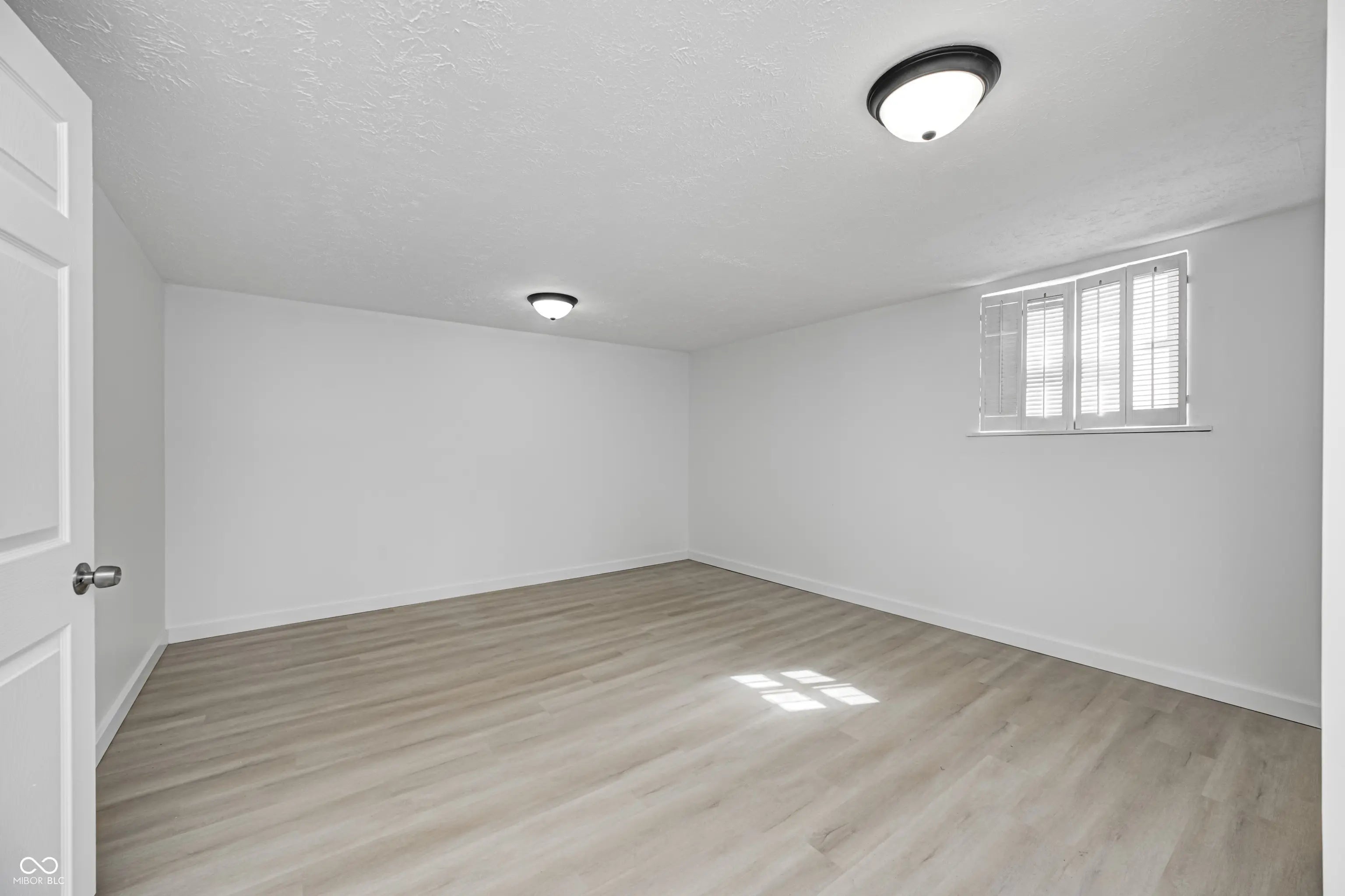 5453 S Westwood Drive MLS 22029850 Lake Haven photo 23