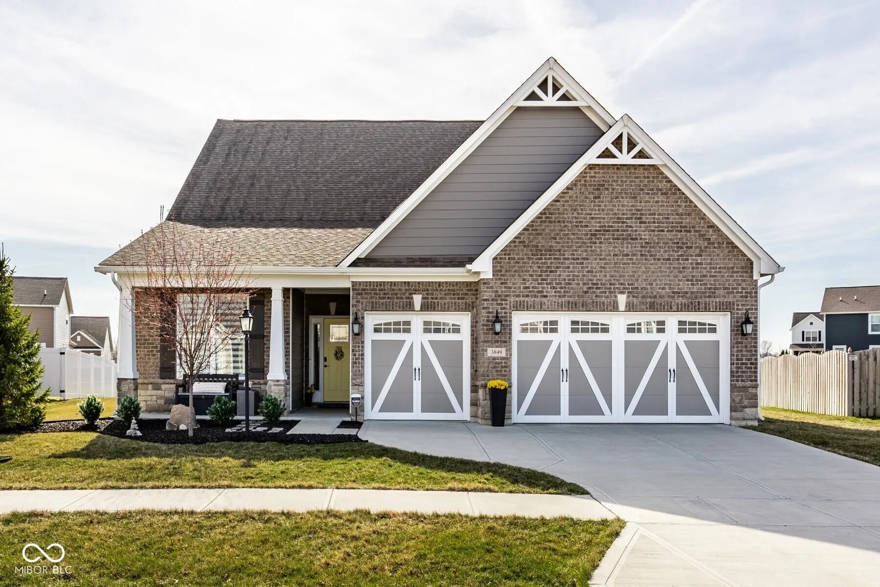 3849 Sun Valley Drive, Westfield