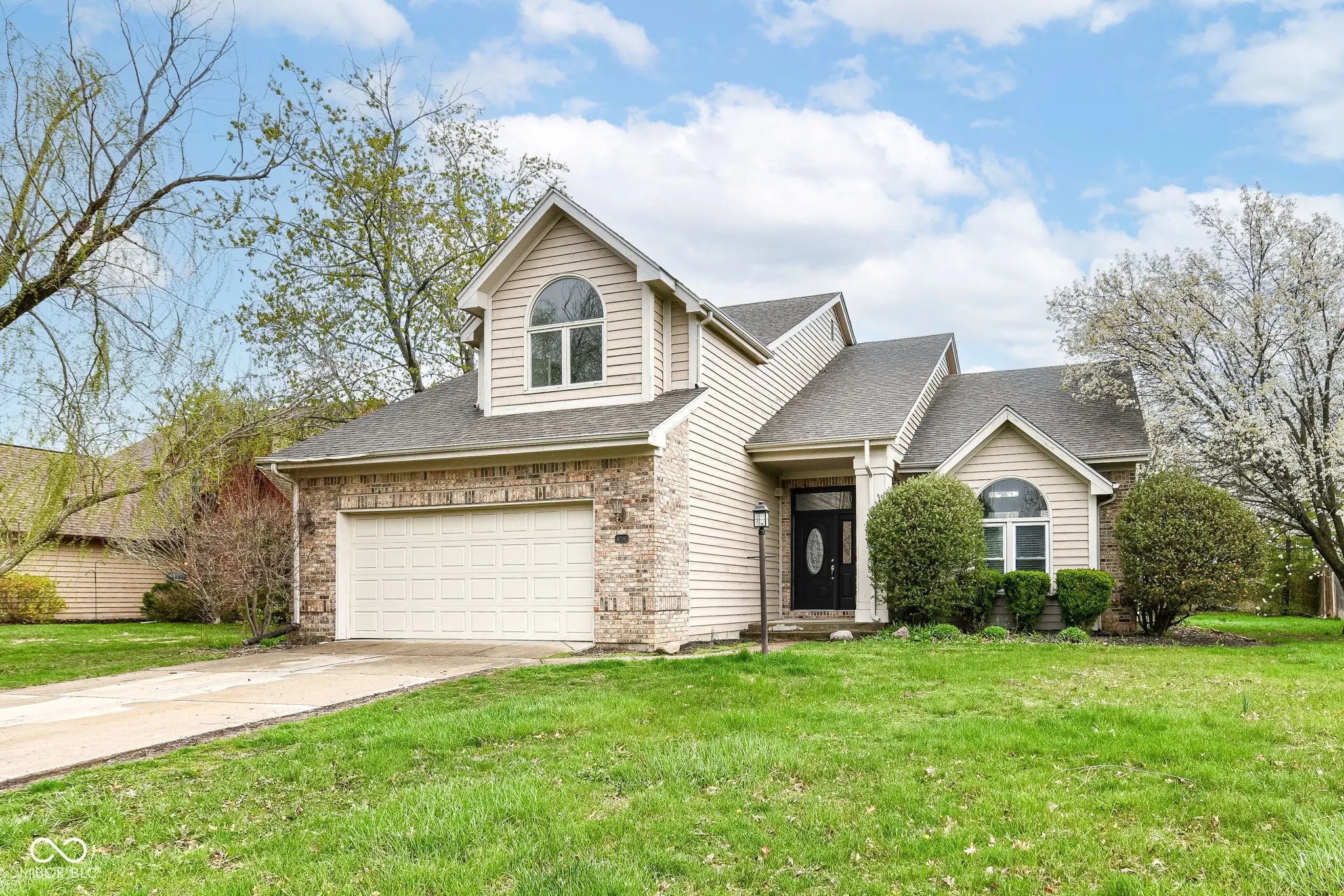 Photo of 10516 Beacon Lane Indianapolis, IN 46256