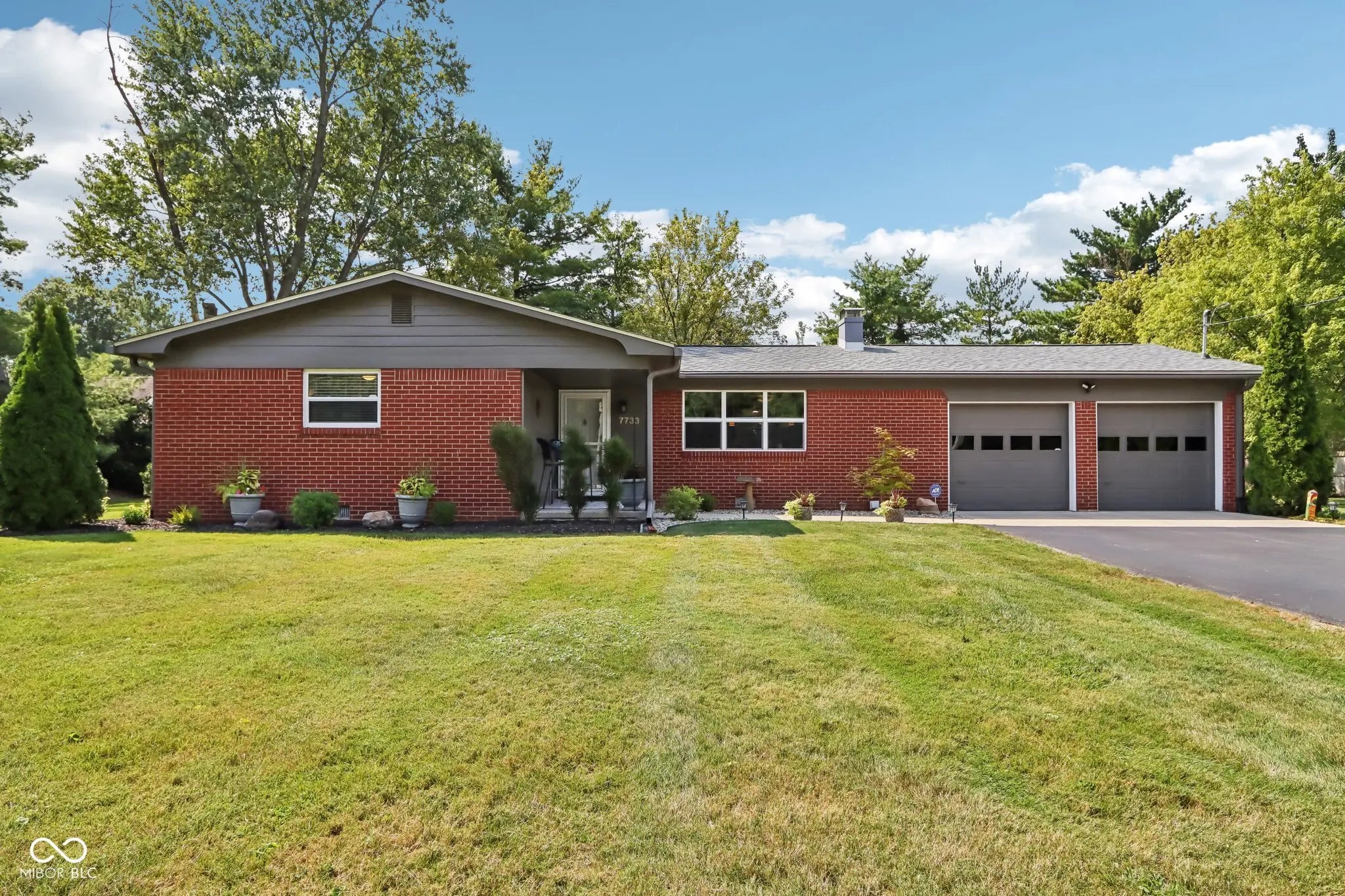 7733 E 75th Street, Indianapolis