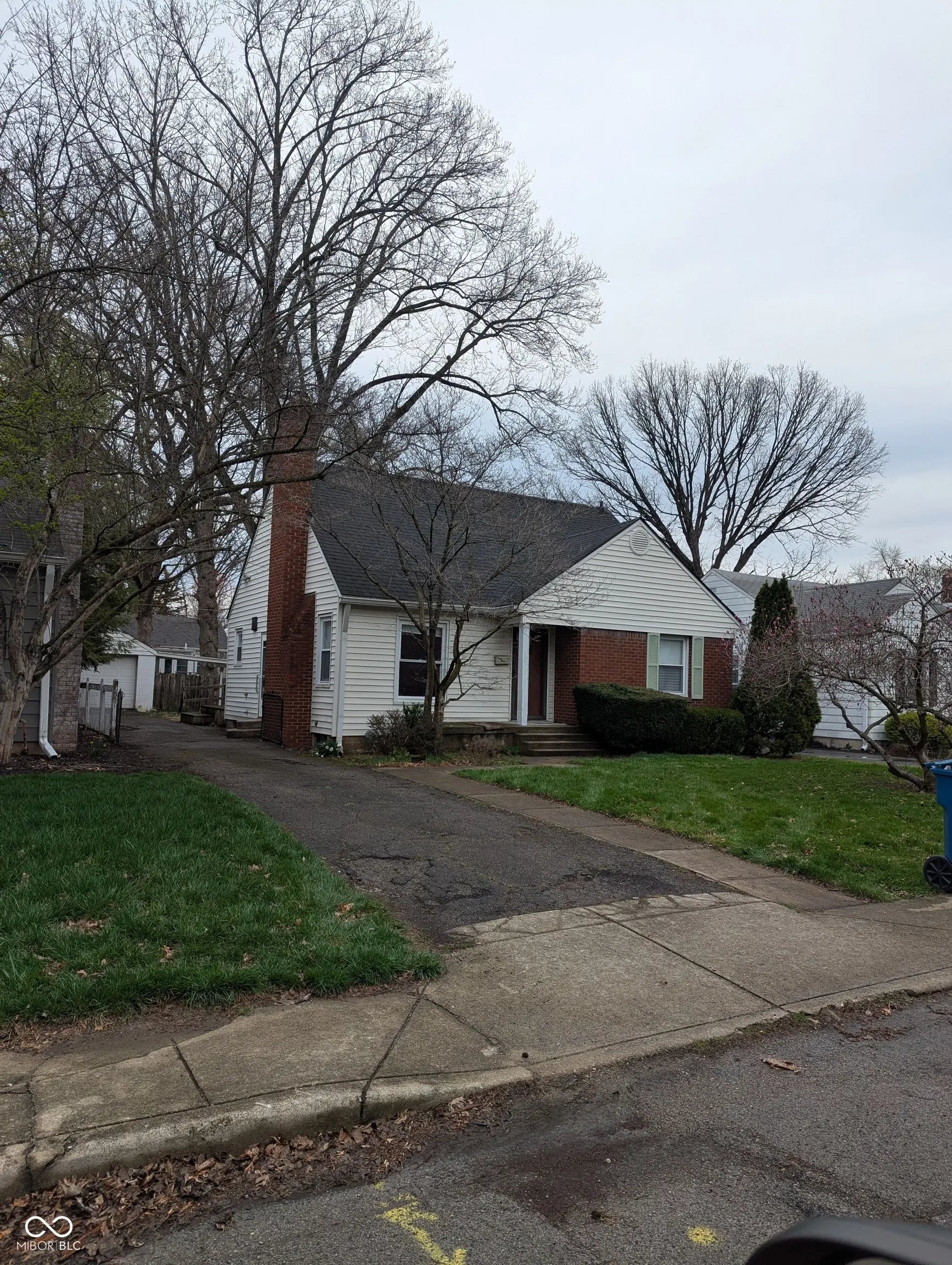 2612 Mcleay Drive, Indianapolis