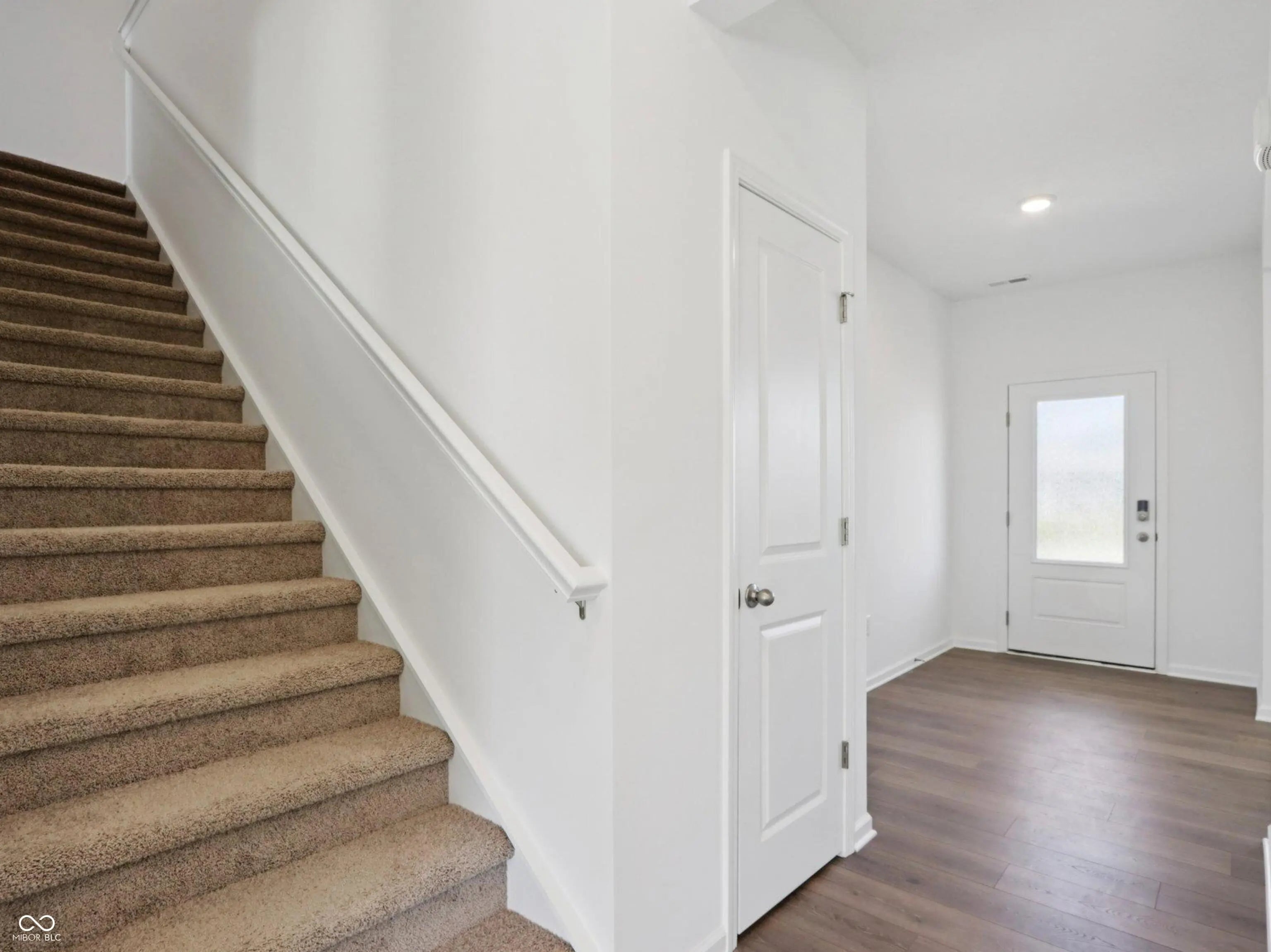 221 Ames Drive MLS 22030007 Saddlebrook Farms photo 4