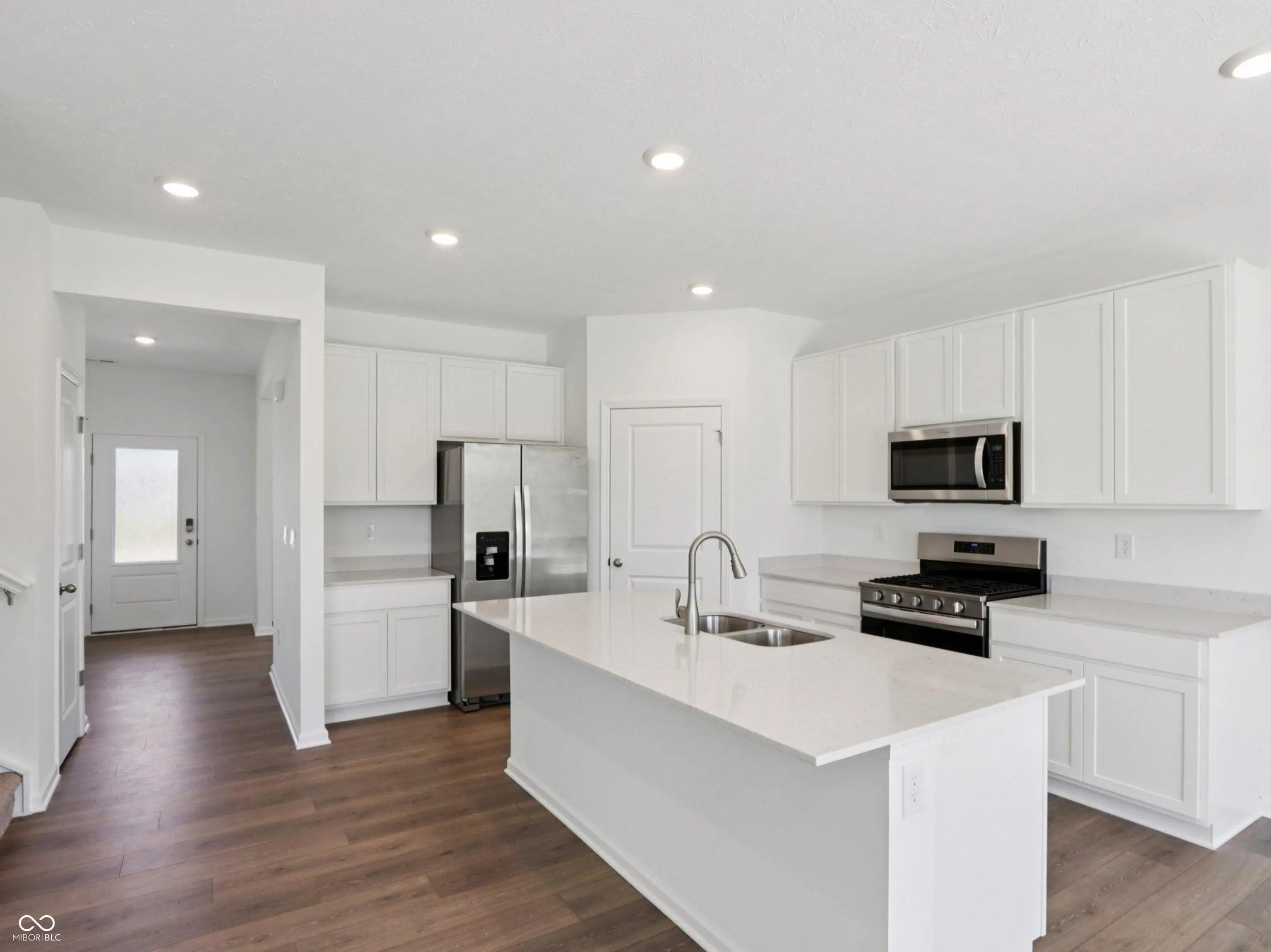 221 Ames Drive MLS 22030007 Saddlebrook Farms photo 5