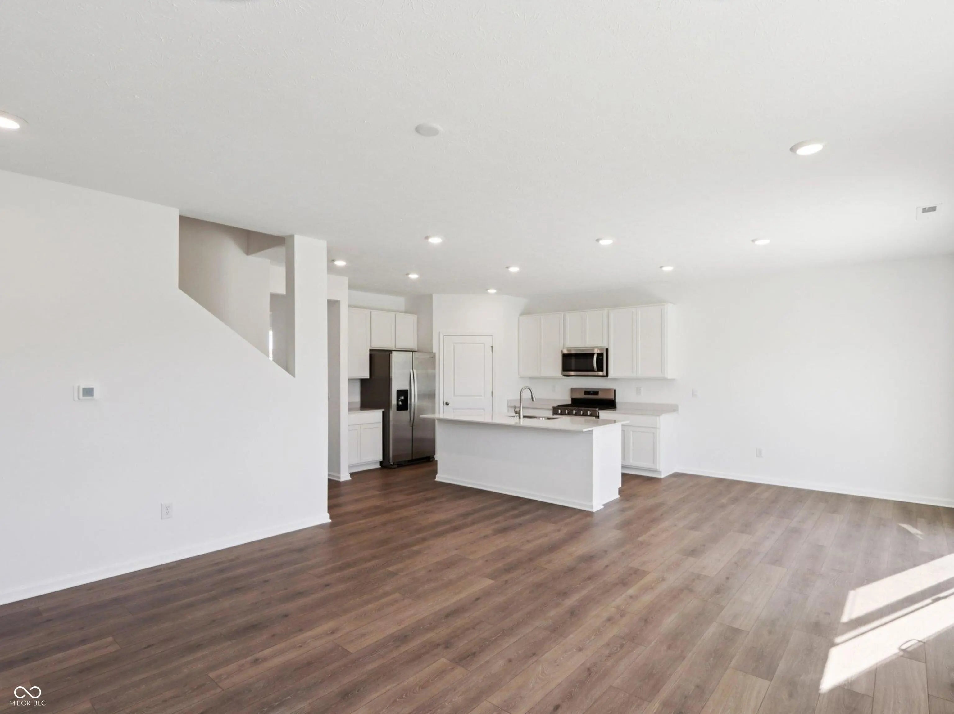 221 Ames Drive MLS 22030007 Saddlebrook Farms photo 6