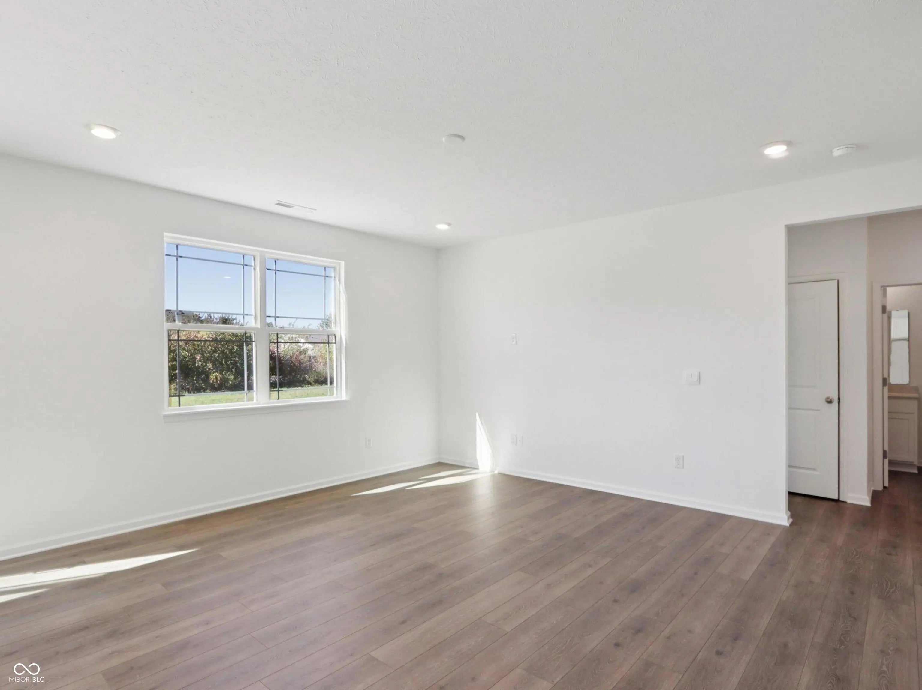 221 Ames Drive MLS 22030007 Saddlebrook Farms photo 8