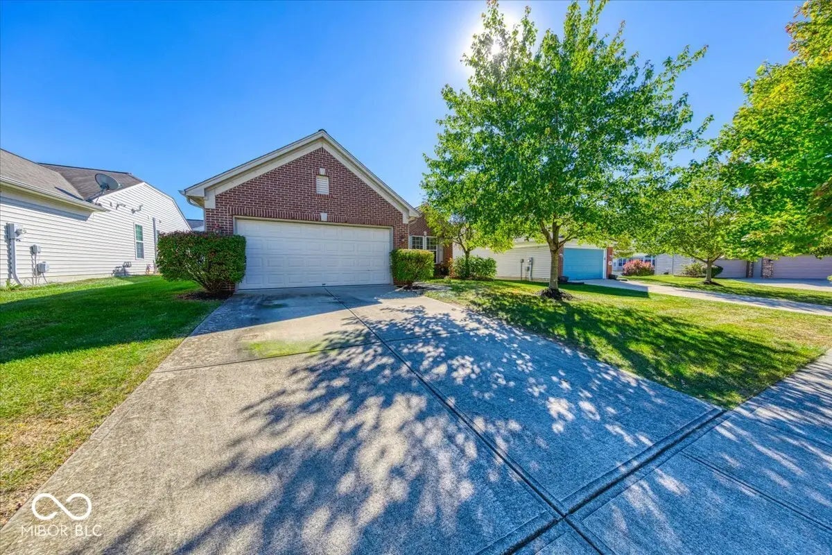 13935 Canonbury Way, Fishers