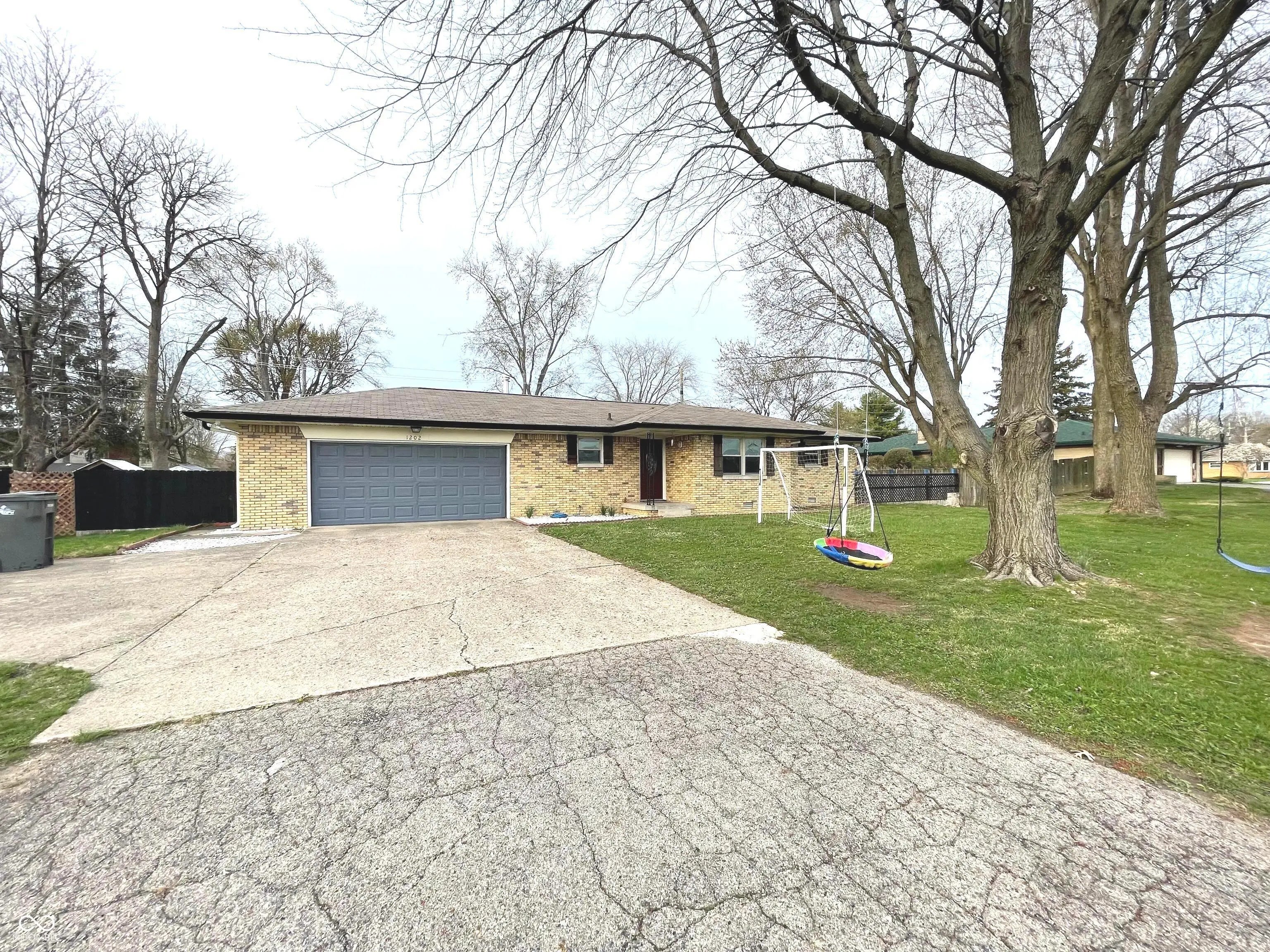 1202 E Stop 10 Road, Indianapolis