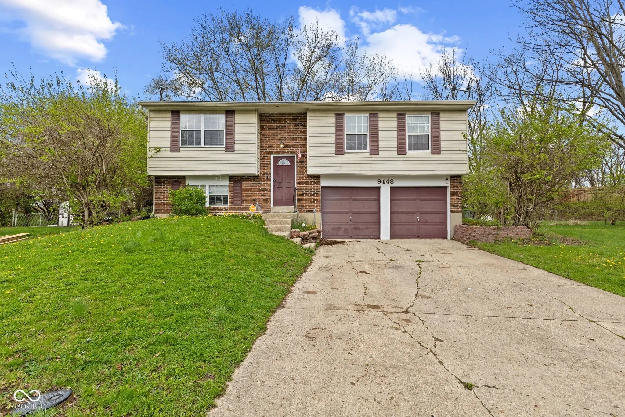 Photo of 9448 Burrwood Circle Indianapolis, IN 46235