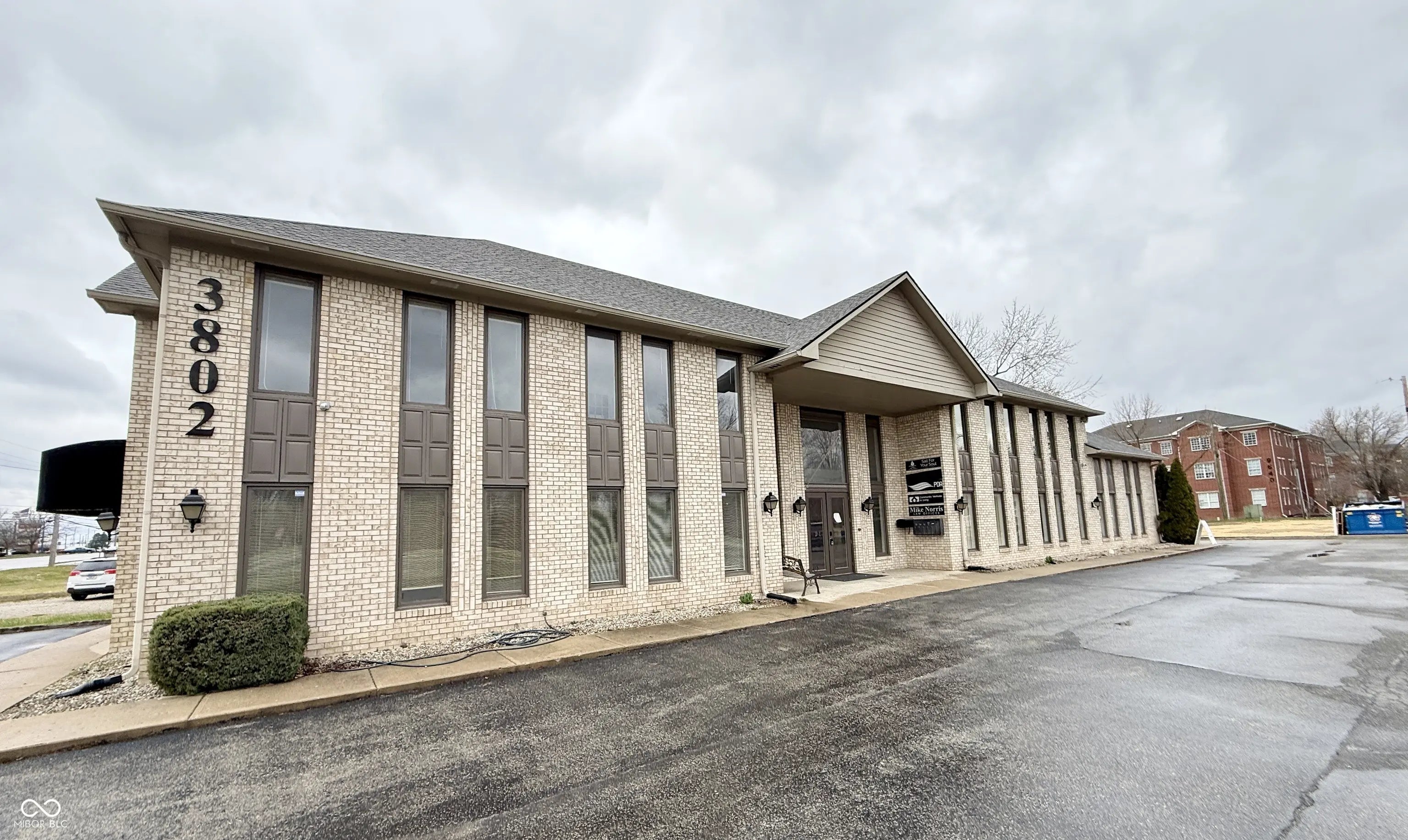3802 W 96th Street, Indianapolis