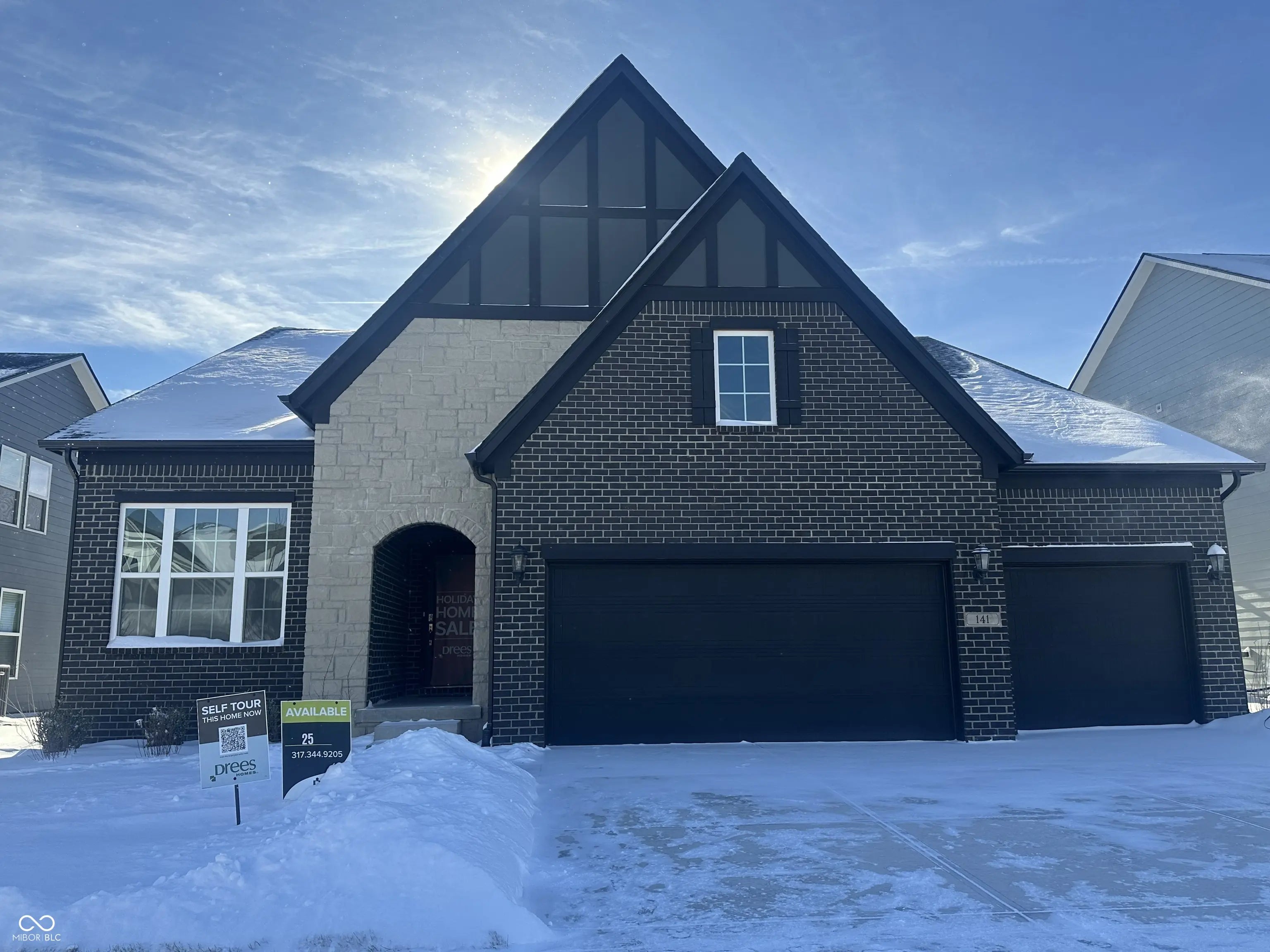 Photo of 141 Creststone Boulevard Westfield, IN 46074