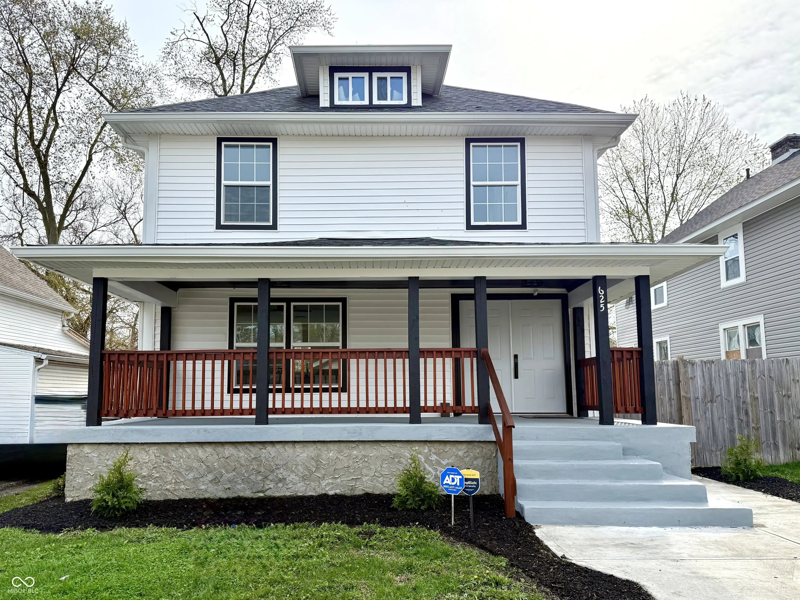 Photo of 625 N Parker Avenue Indianapolis, IN 46201