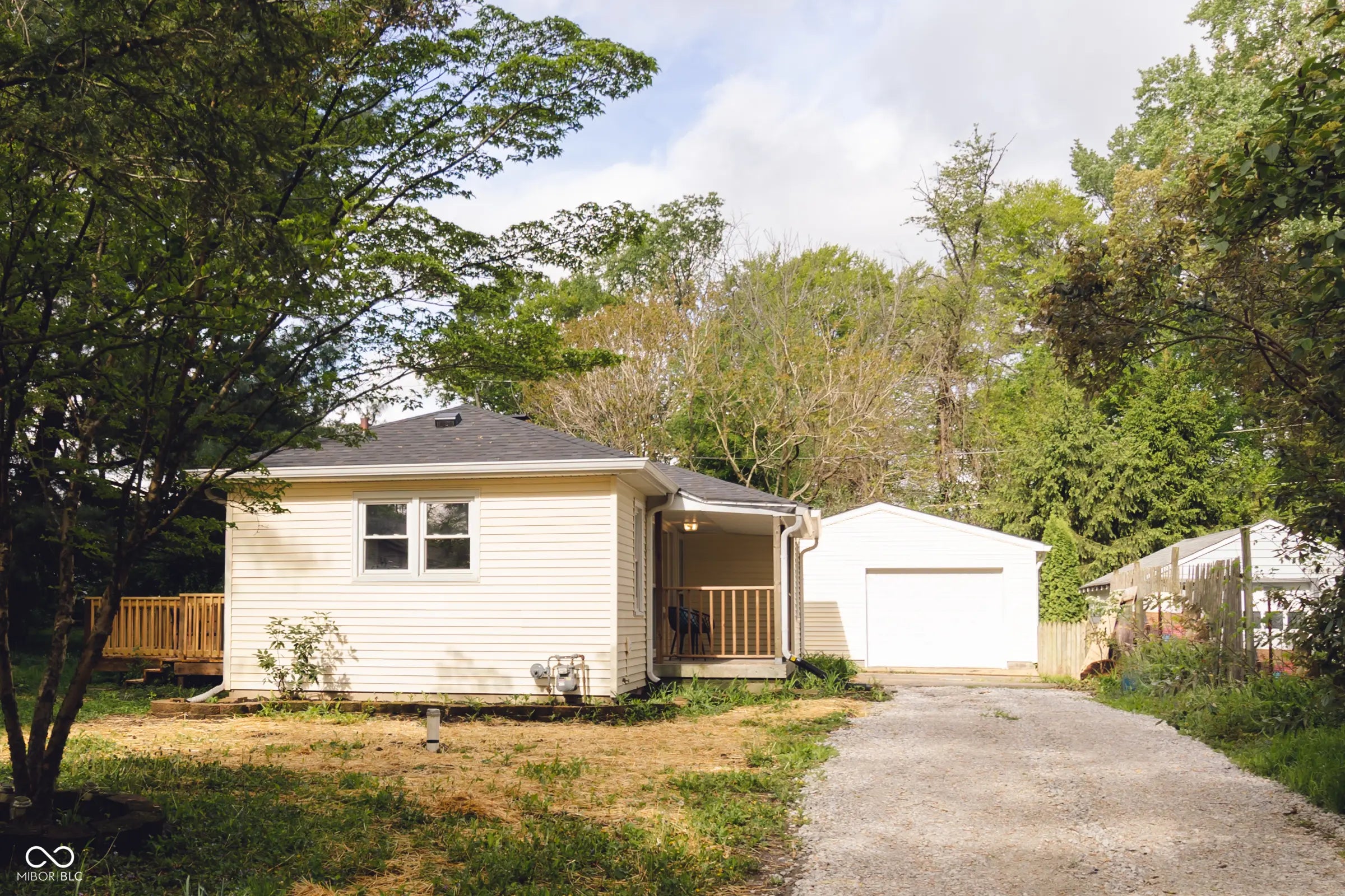 Photo of 5820 Bonnie Brae Street Indianapolis, IN 46228