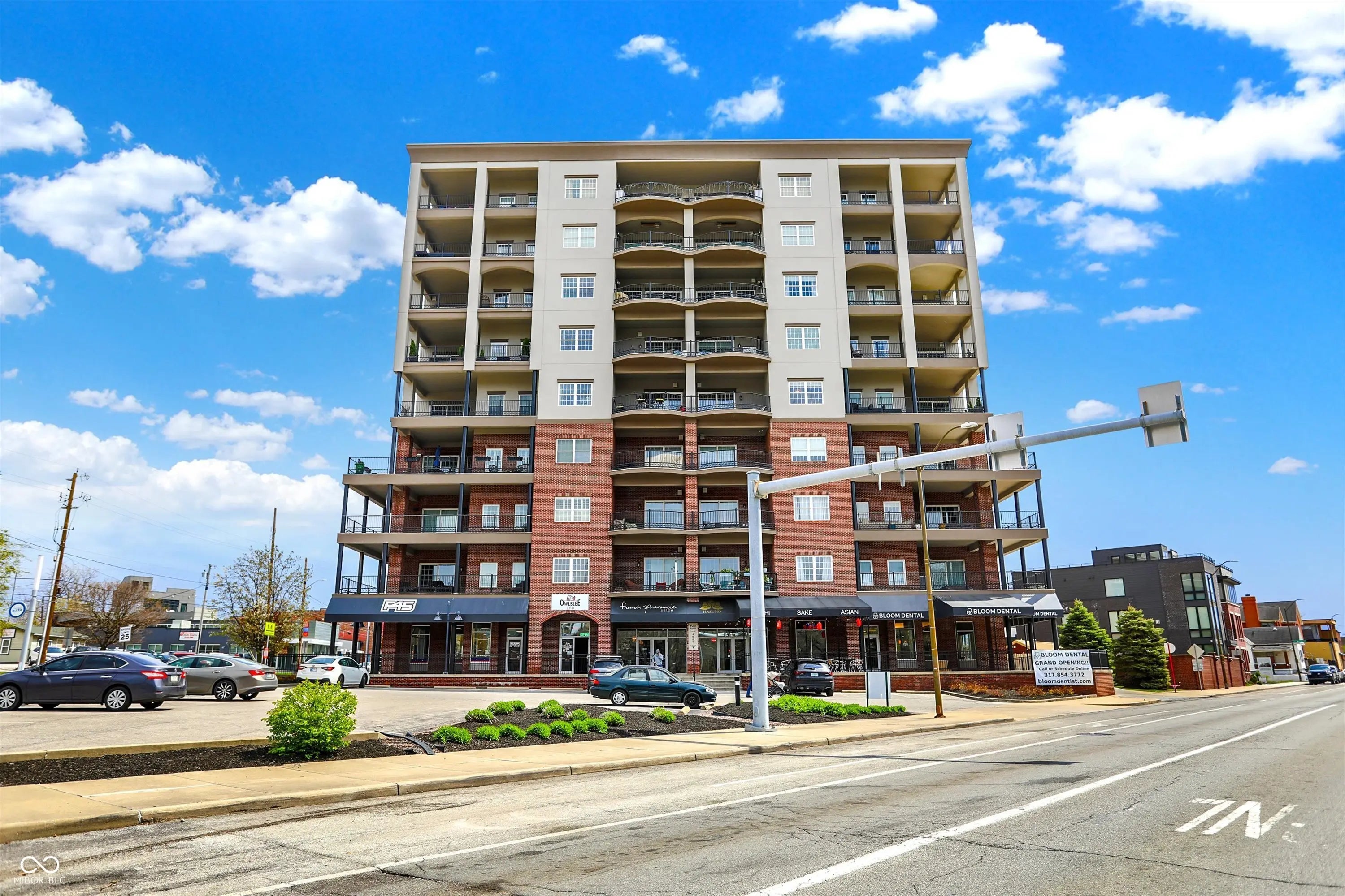 435 Virginia Avenue Unit 402, Indianapolis