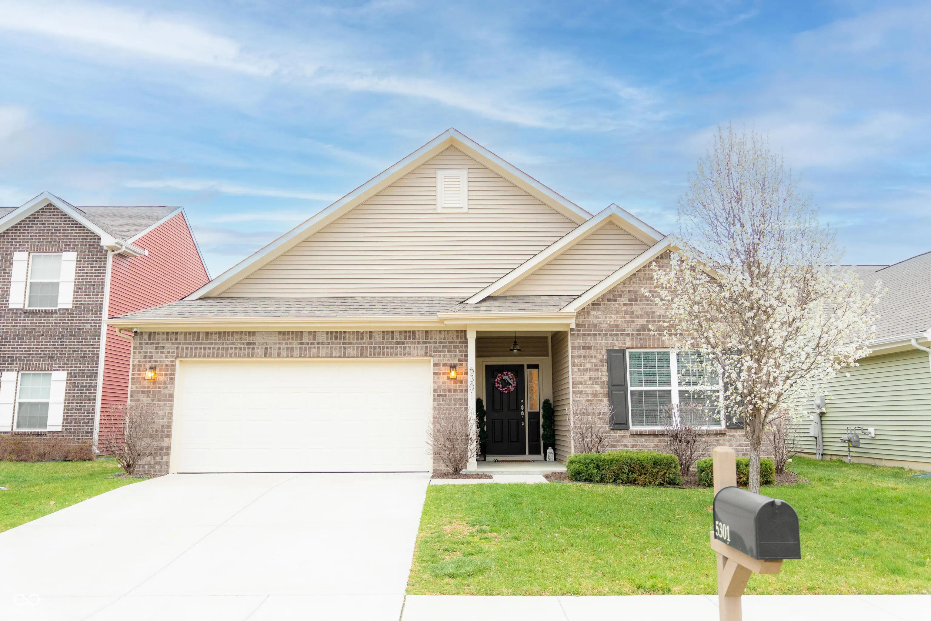 5301 Tanglewood Lane, Whitestown