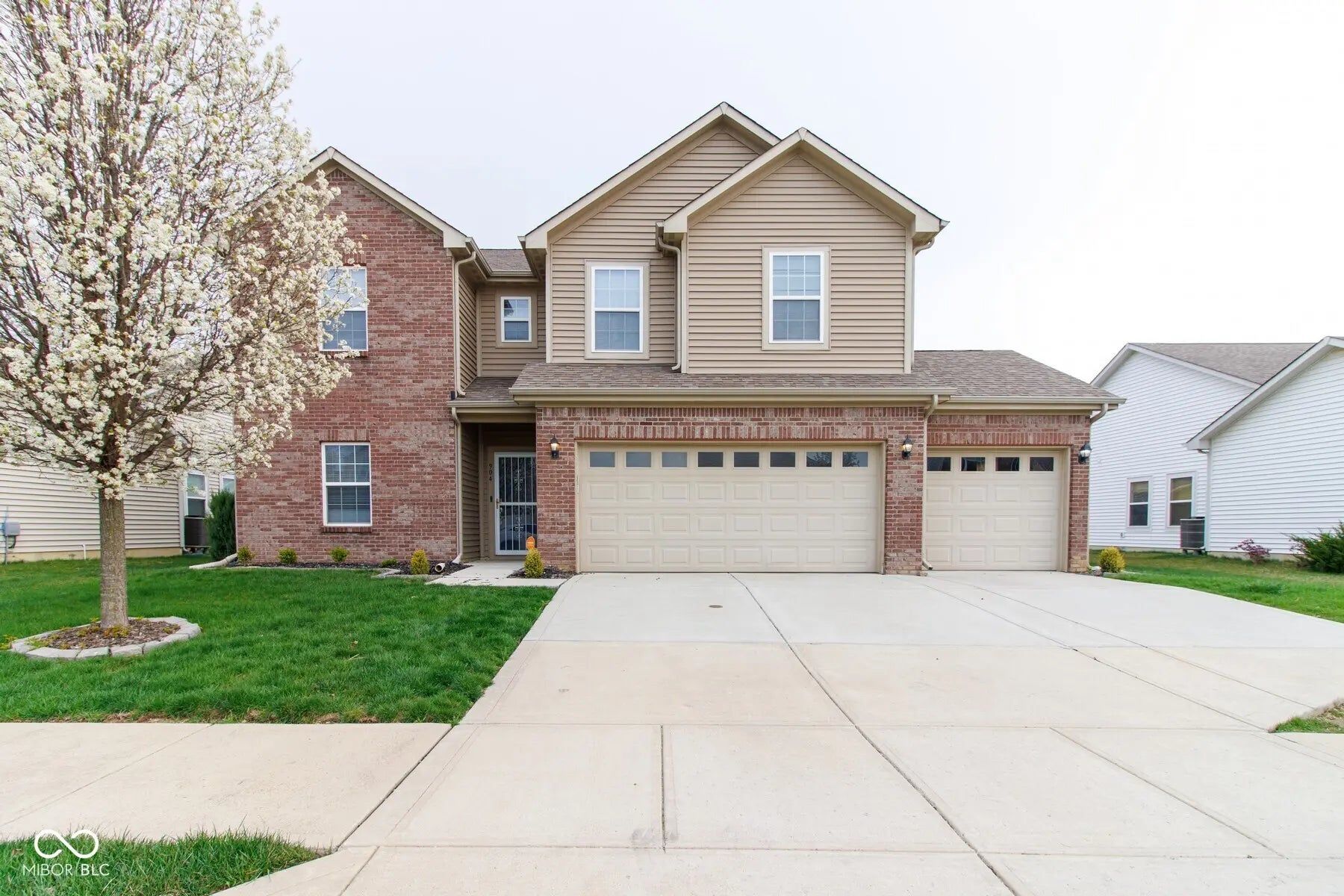 904 Adena Lane, Westfield