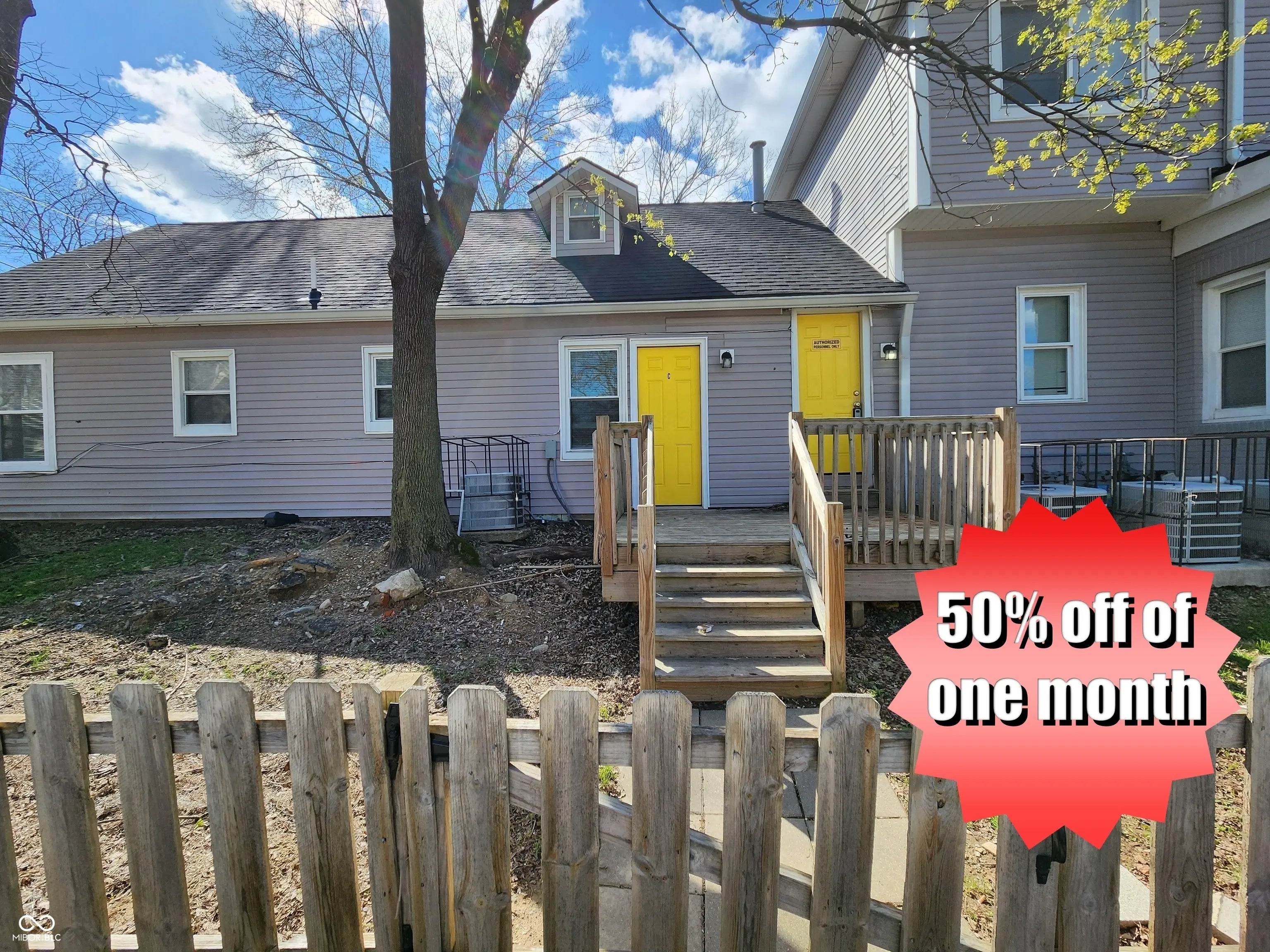 Photo of 2531 Unit C E 10th Street Indianapolis, IN 46201