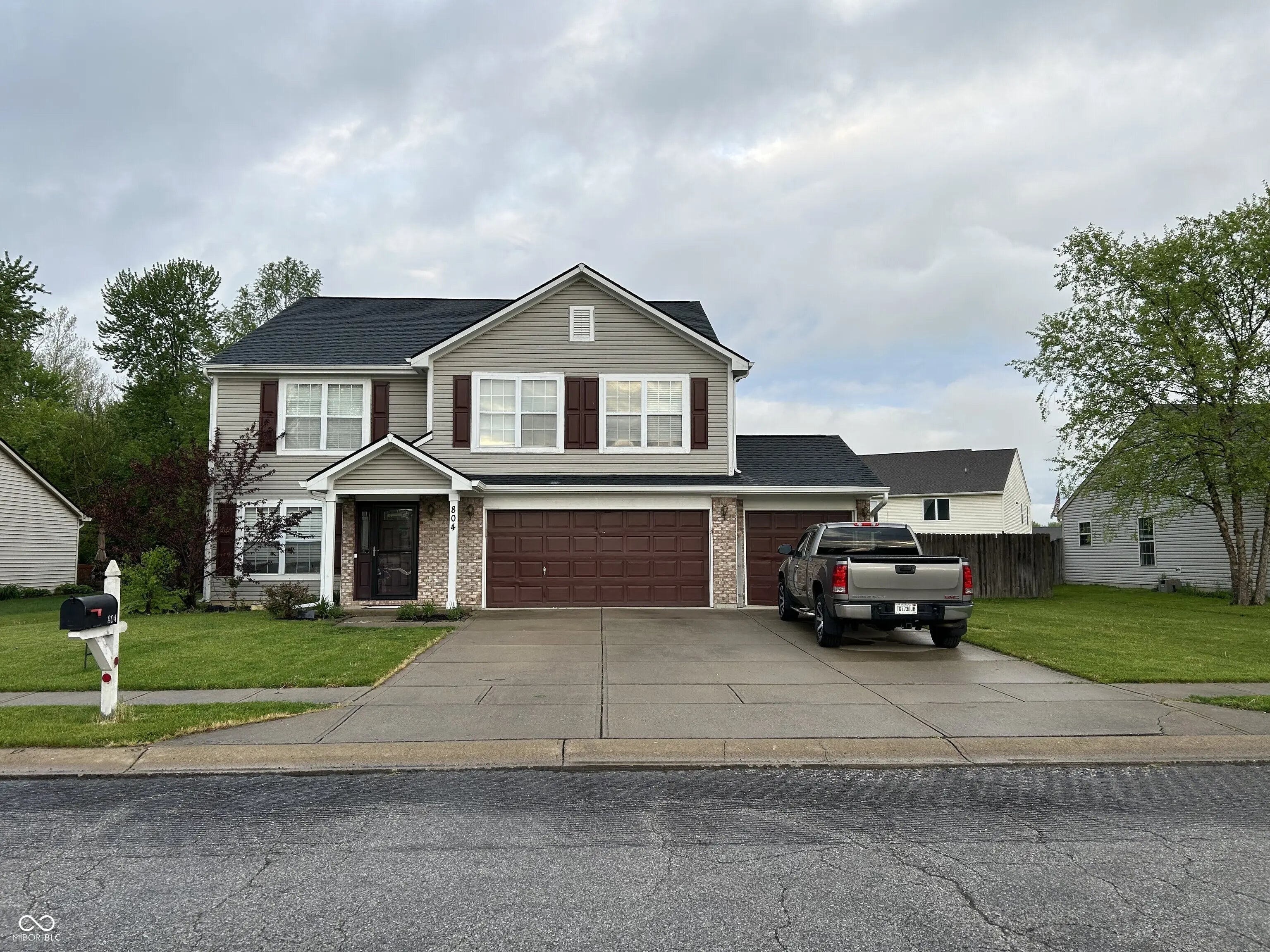 804 Seabreeze Drive, Avon