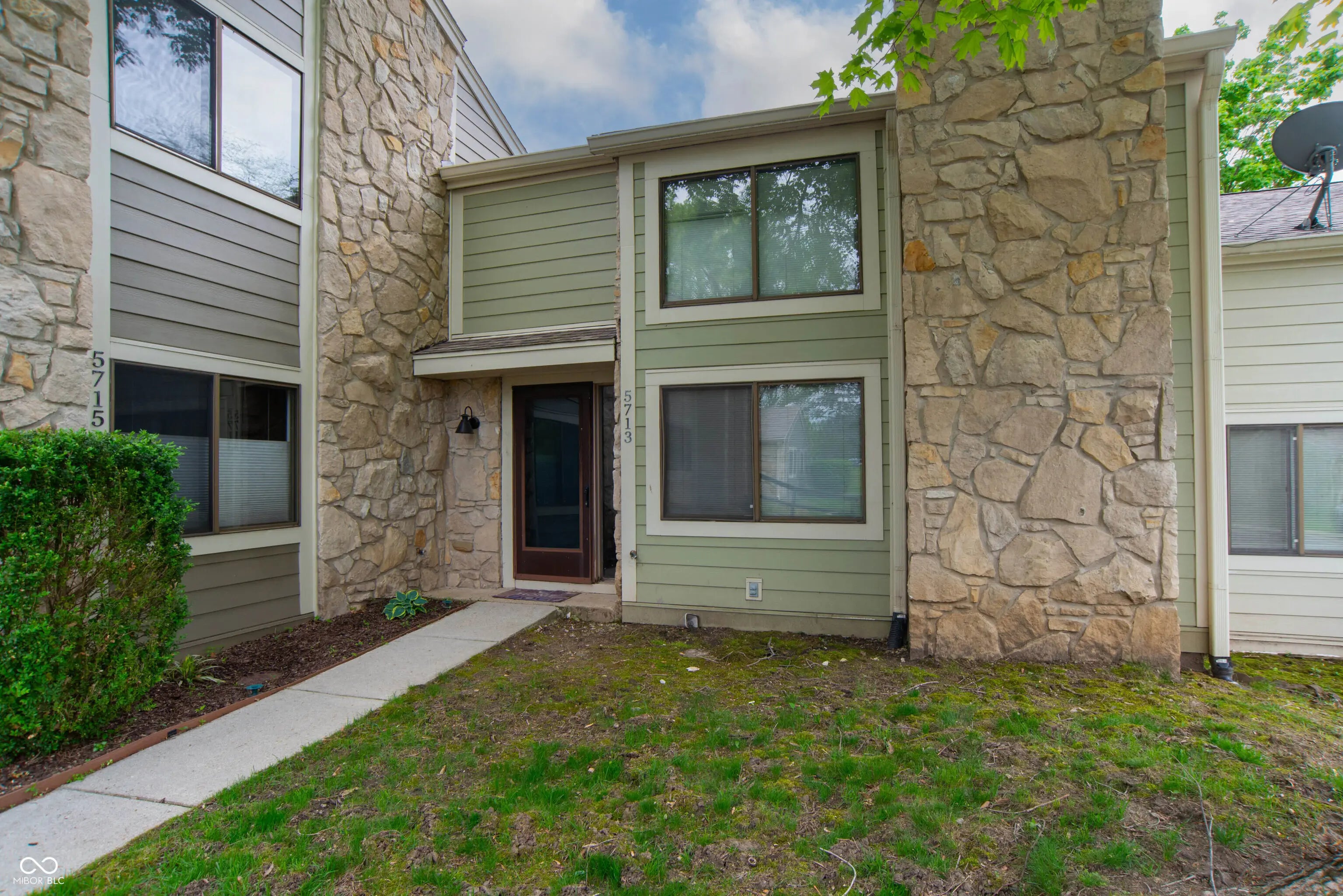 Photo of 5713 Bradston Way Indianapolis, IN 46237