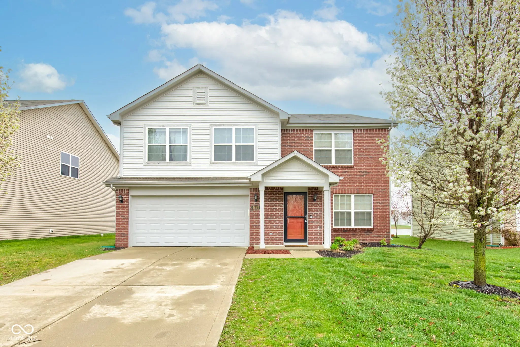 1839 Silverton Drive, Avon