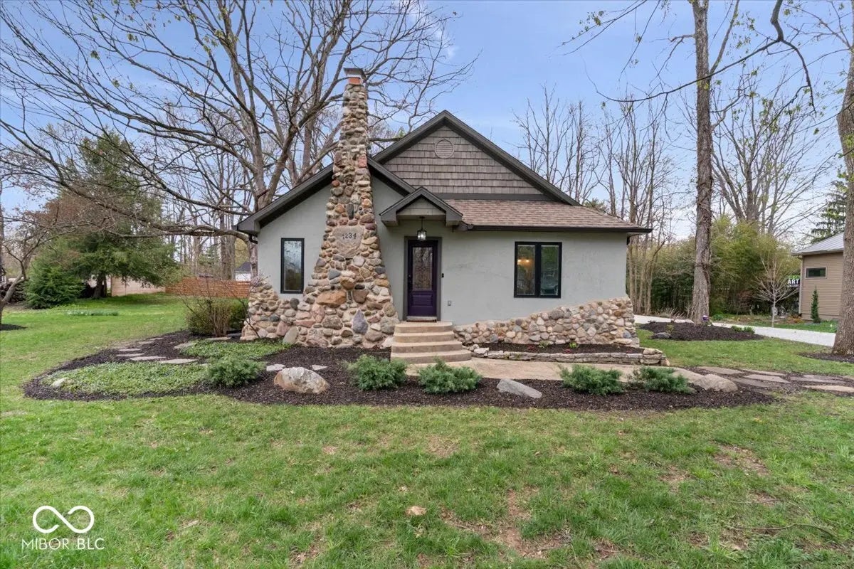 1234 E 71st Street, Indianapolis