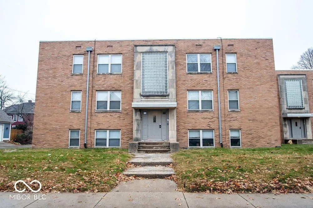 146 E 19th Street 10, Indianapolis