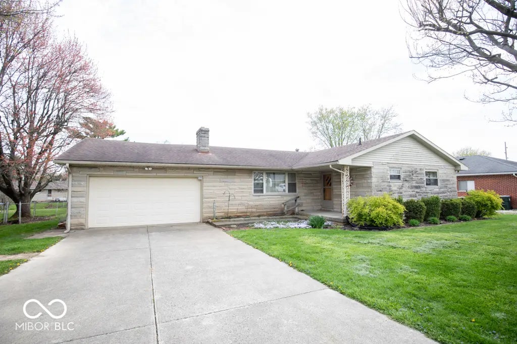911 W 11th Street, Greensburg