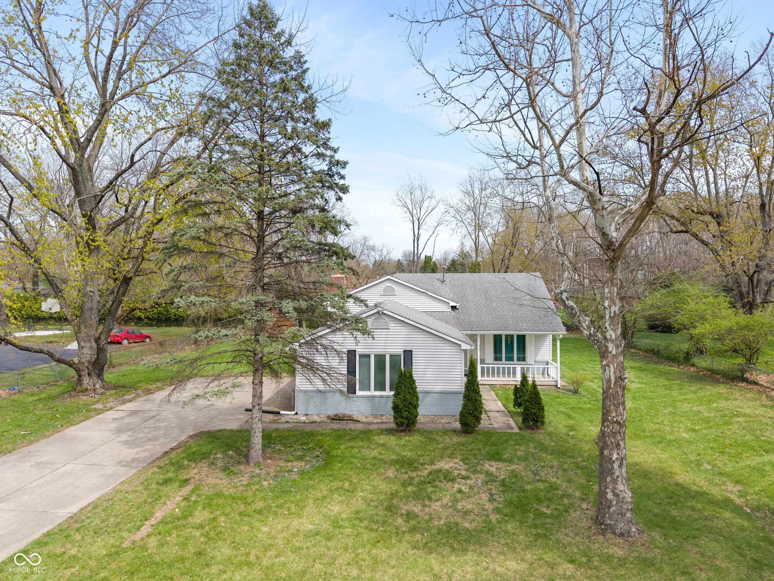 6351 Forest View Drive, Indianapolis