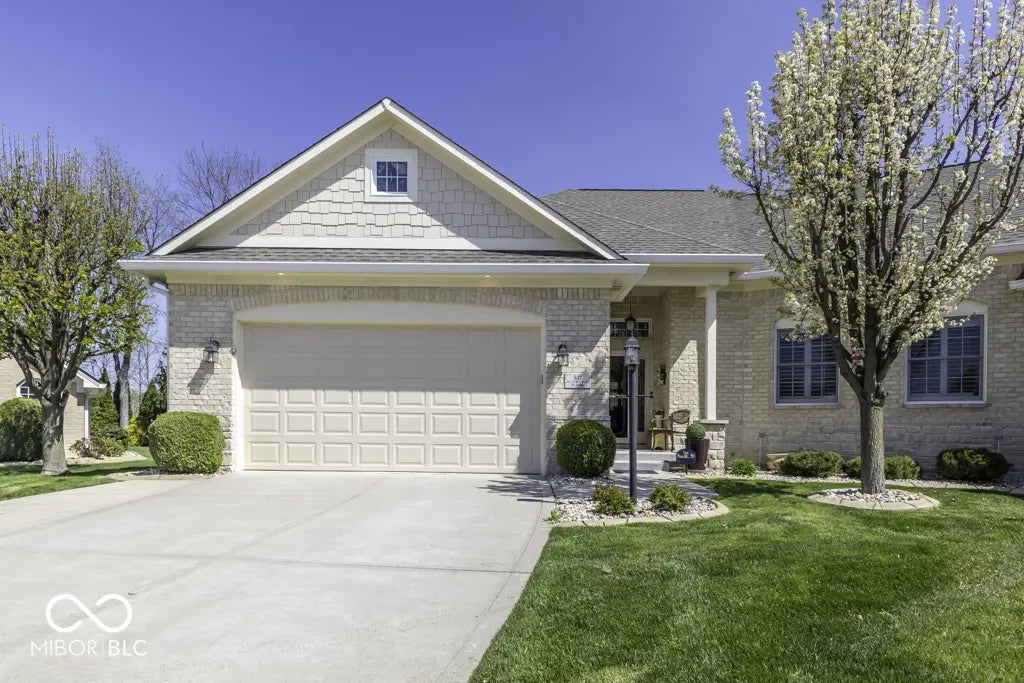 537 Weyworth Place, Greenwood