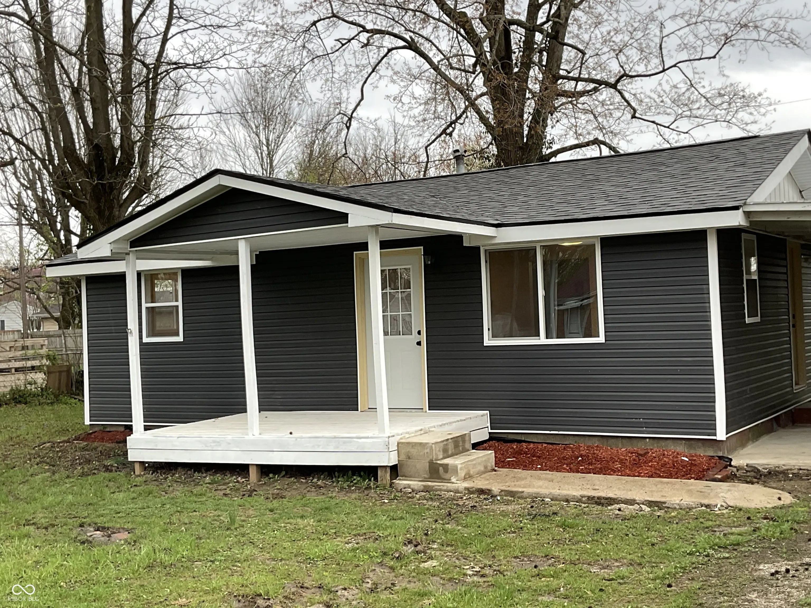 Photo of 325 Broadway Street Austin, IN 47102